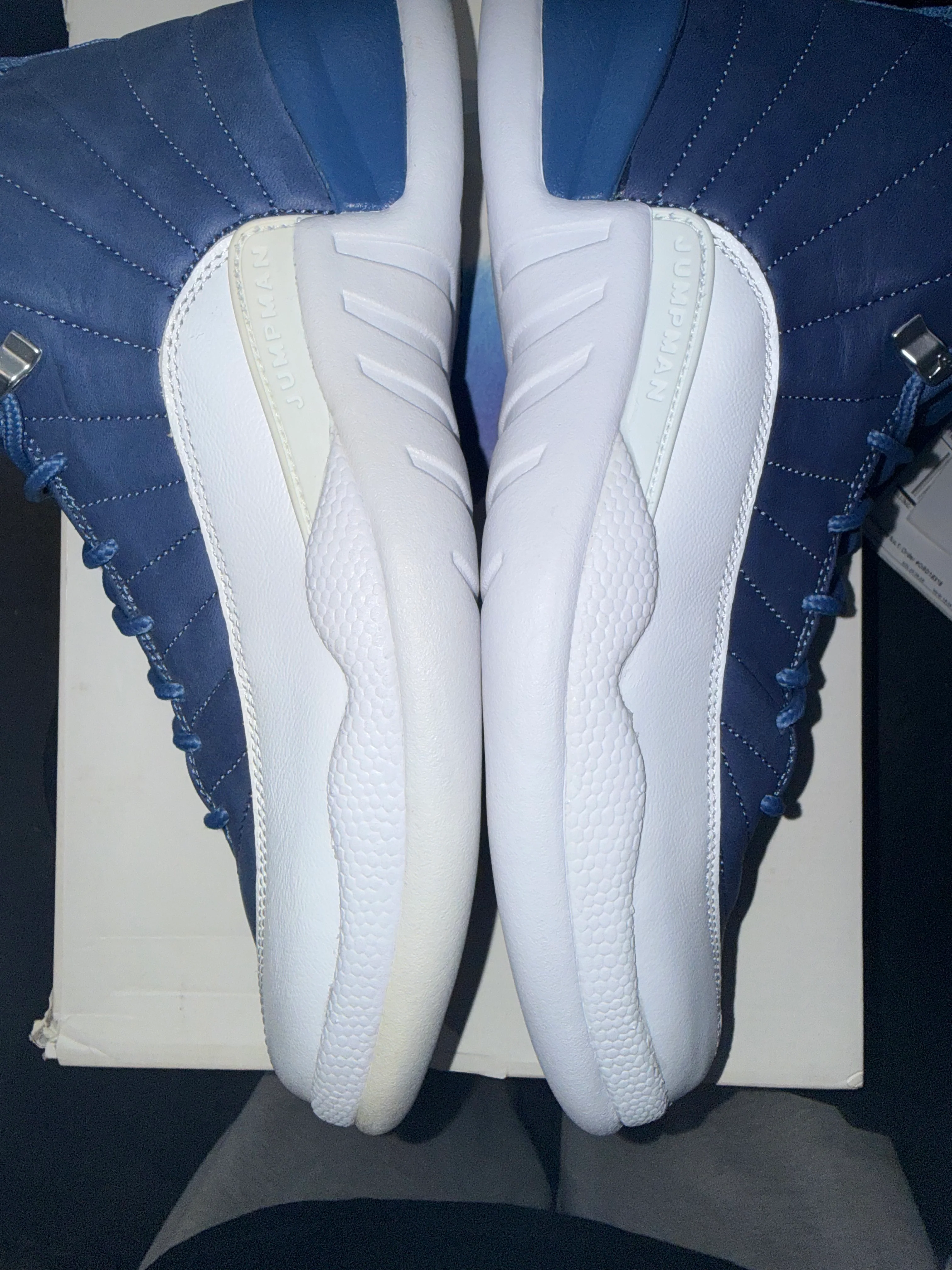 Jordan 12 Retro Indigo (YELLOWING) - Image 3