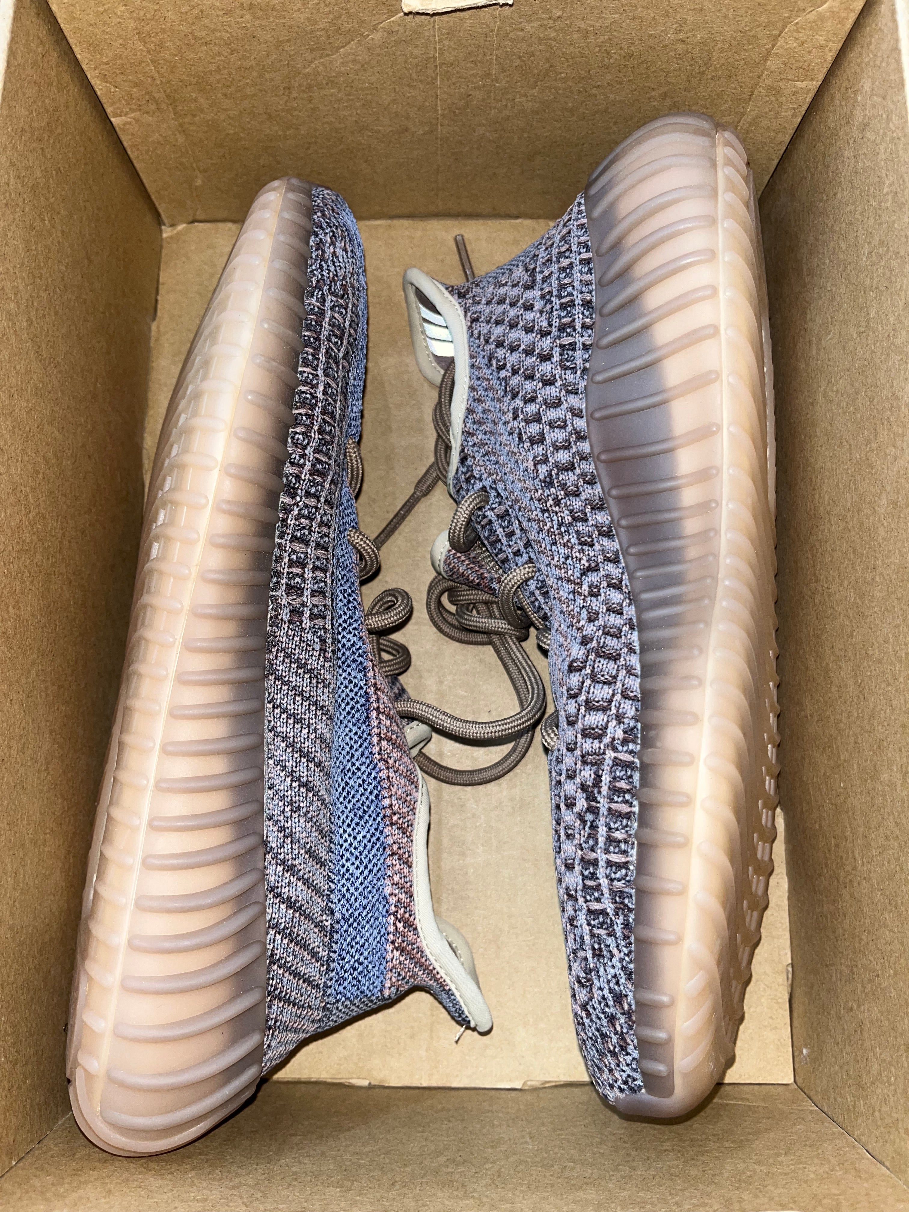 adidas Yeezy Boost 350 V2 Fade - Image 5