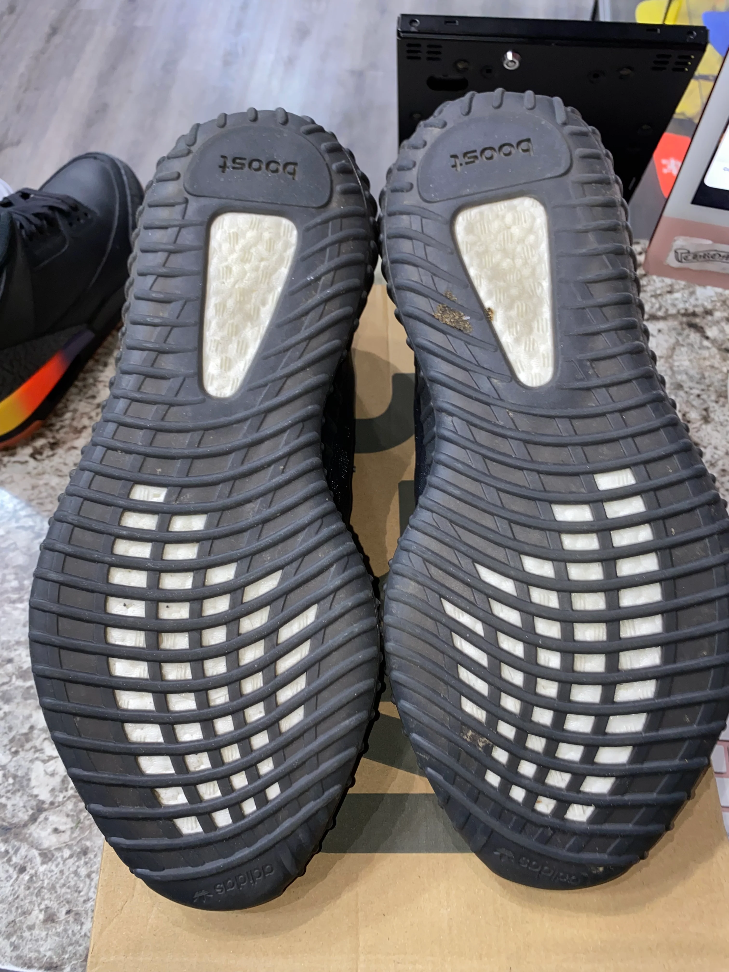 adidas Yeezy Boost 350 V2 Mono Cinder (REPLACEMENT BOX) - Image 5