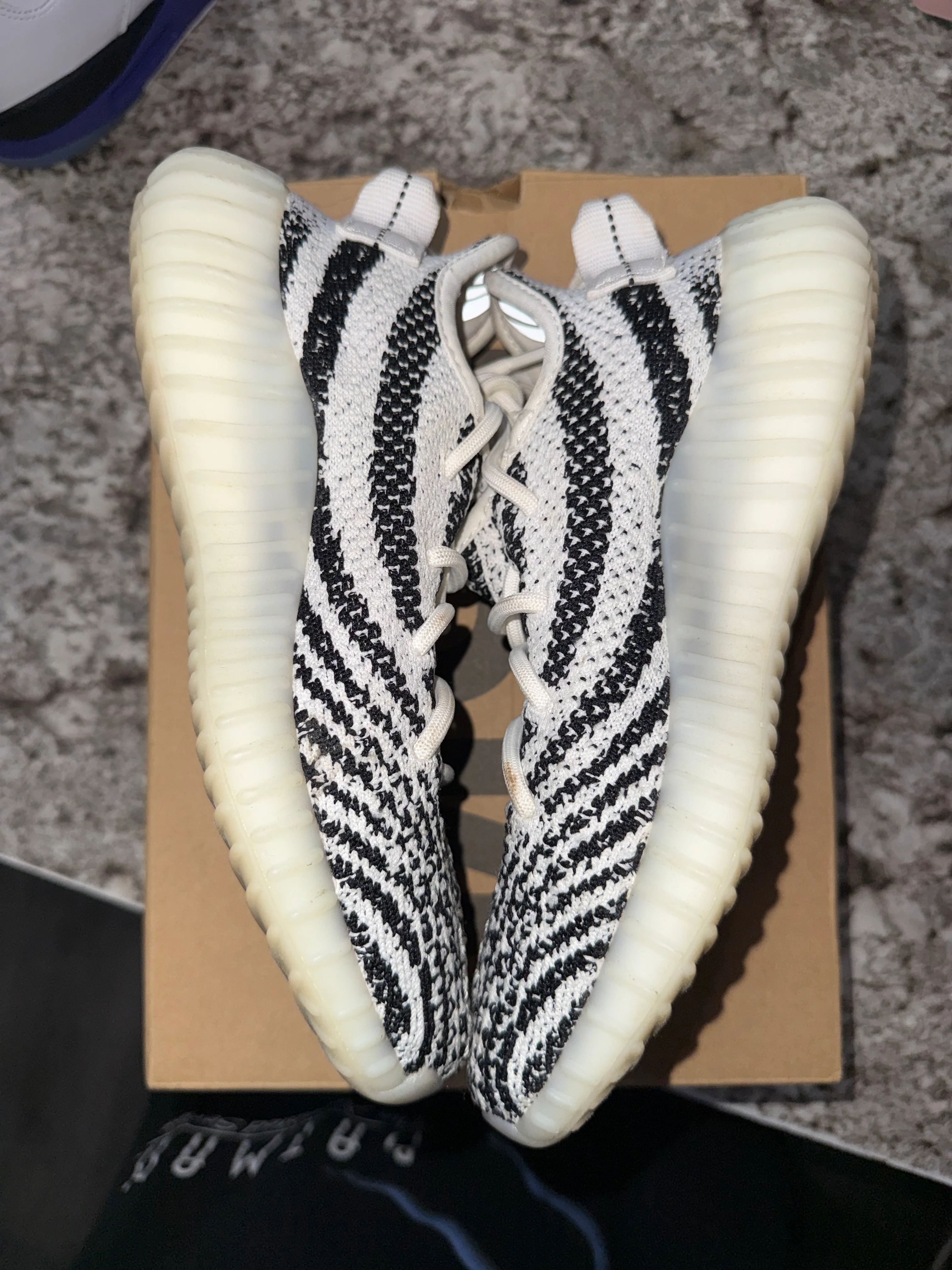 adidas Yeezy Boost 350 V2 Zebra - Image 4
