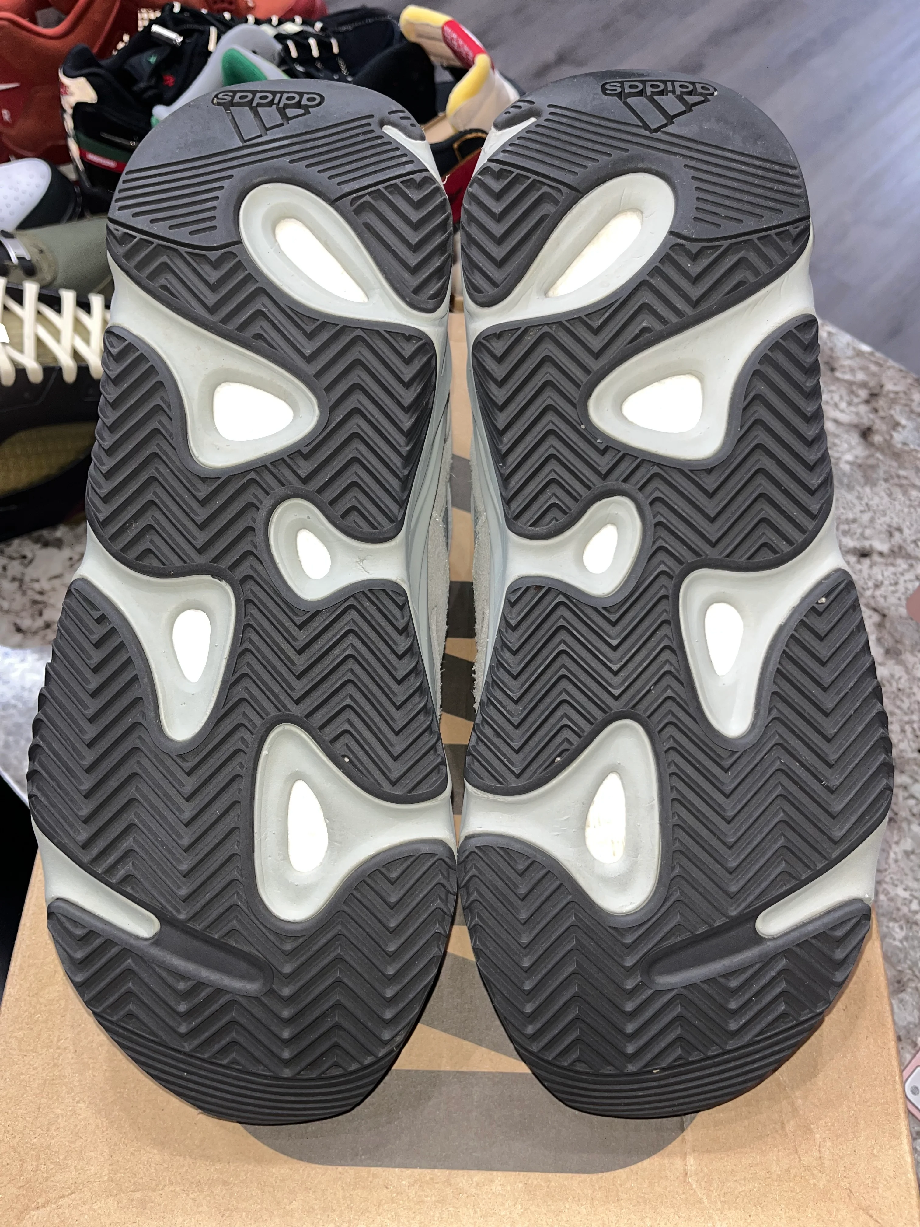 adidas Yeezy Boost 700 Salt - Image 4
