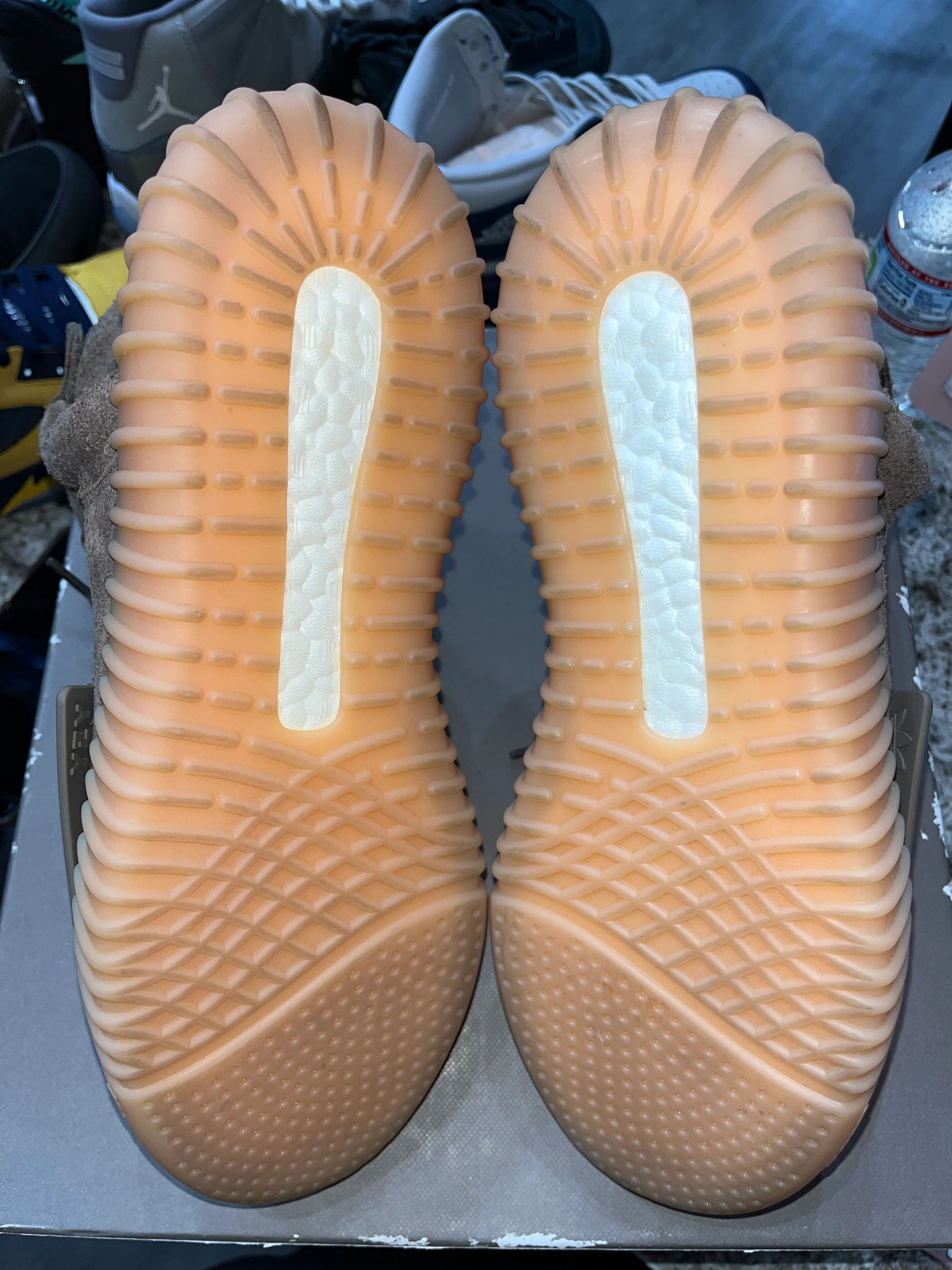 adidas Yeezy Boost 750 Chocolate - Image 5