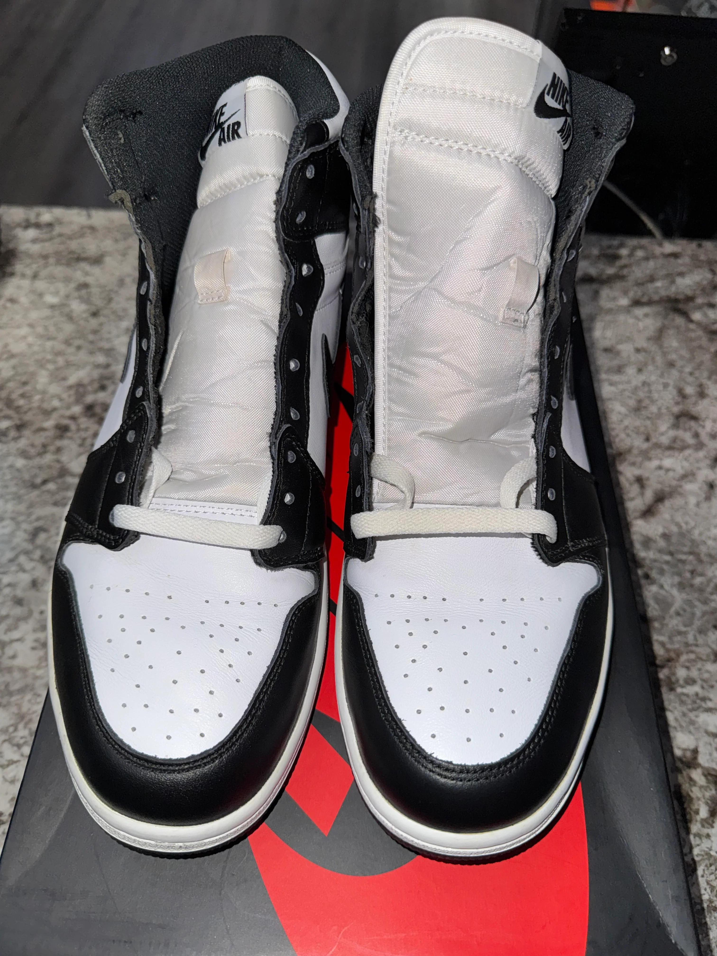 Jordan 1 Retro Black White (2014) - Image 4