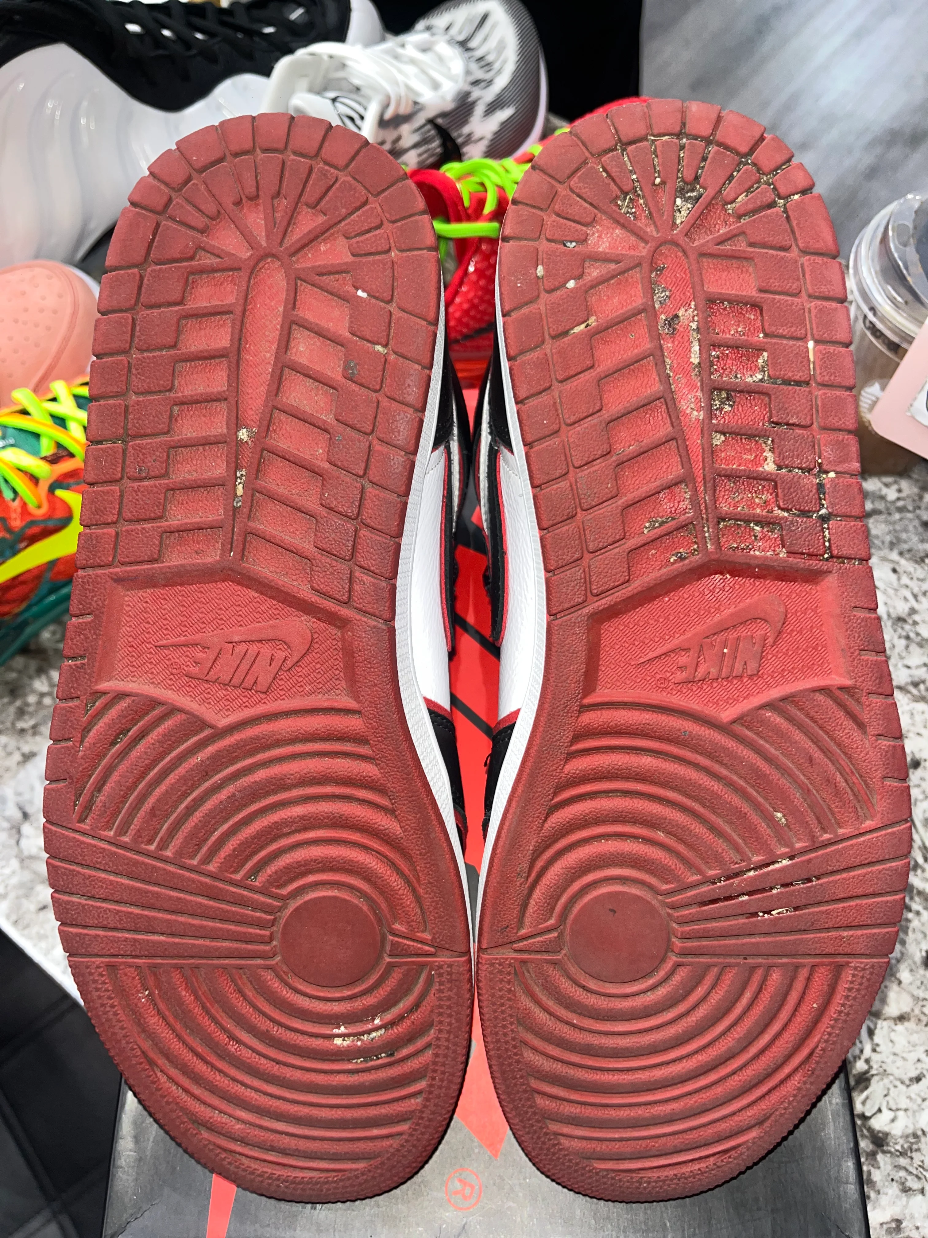 Jordan 1 Retro High Bloodline - Image 5