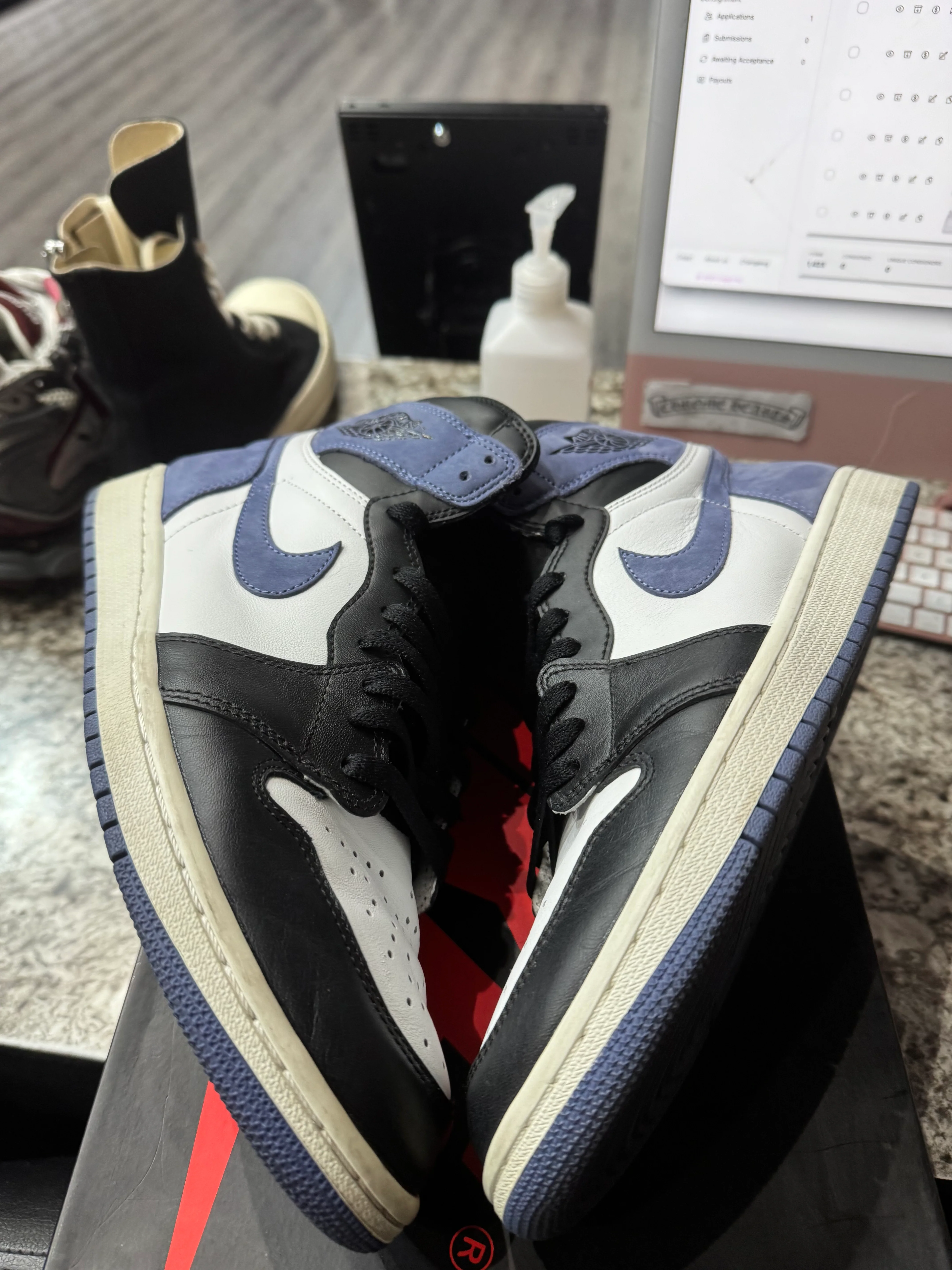Jordan 1 Retro High Blue Moon - Image 2