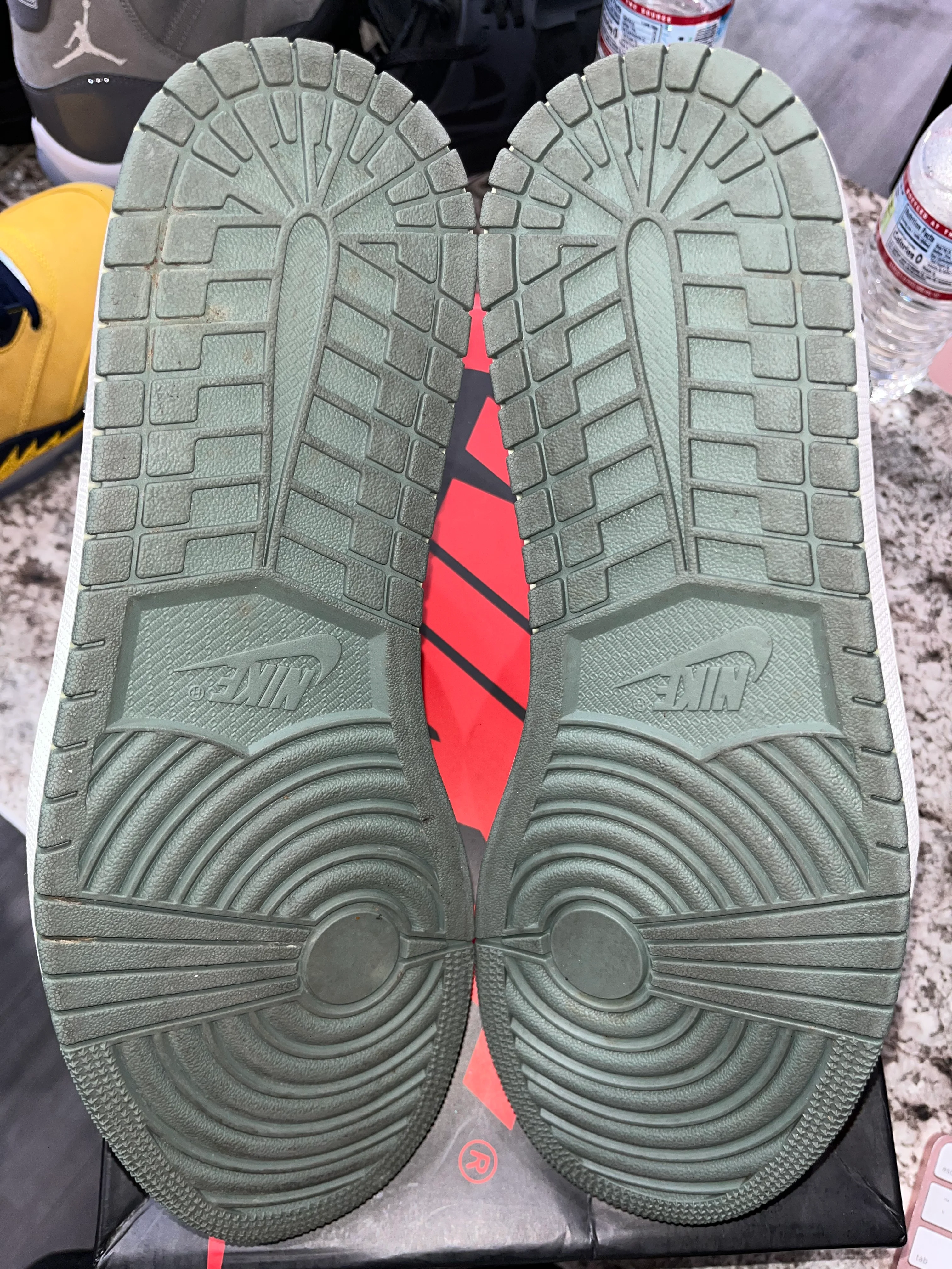 Jordan 1 Retro High Clay Green - Image 5
