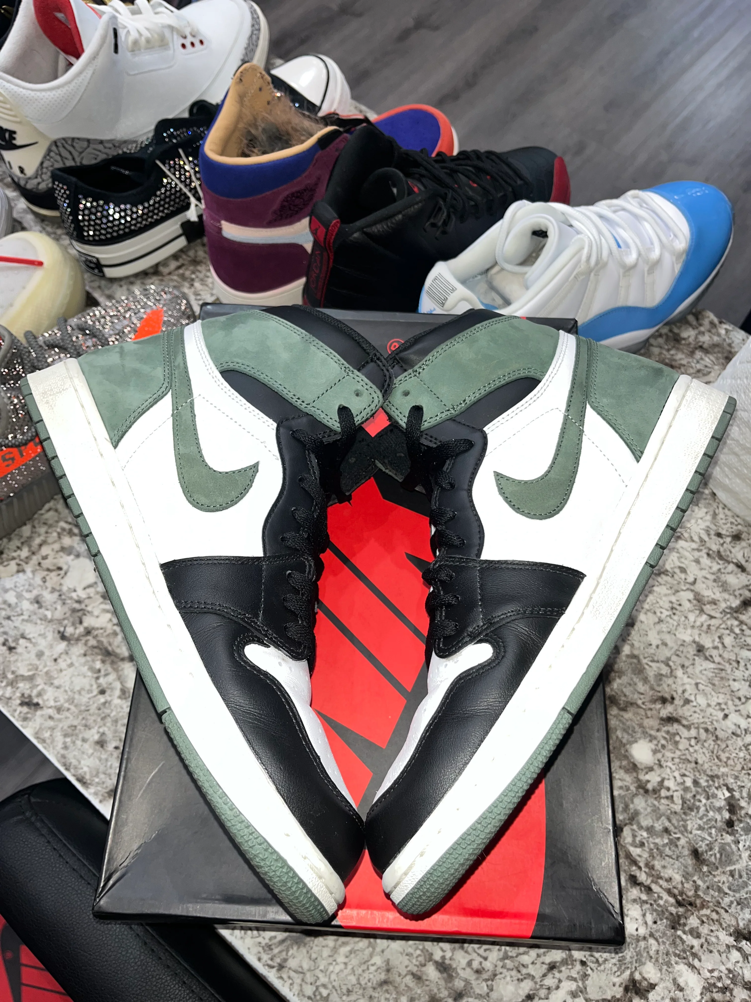 Jordan 1 Retro High Clay Green - Image 4