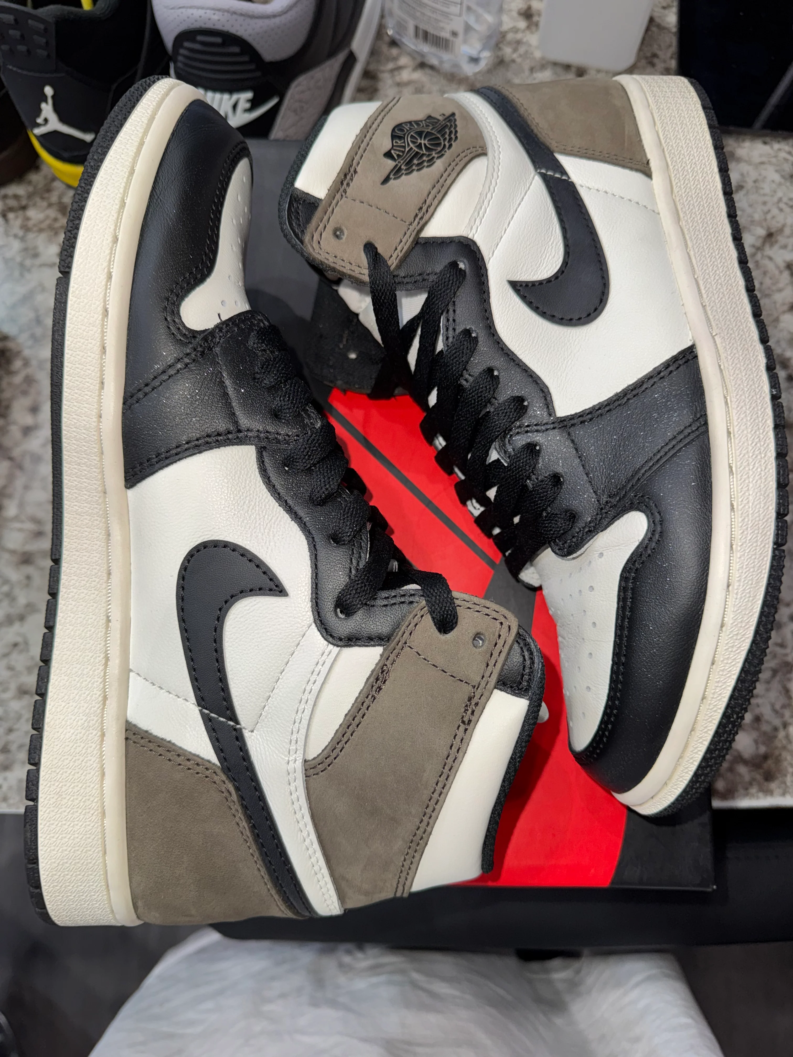 Jordan 1 Retro High Dark Mocha - Image 4