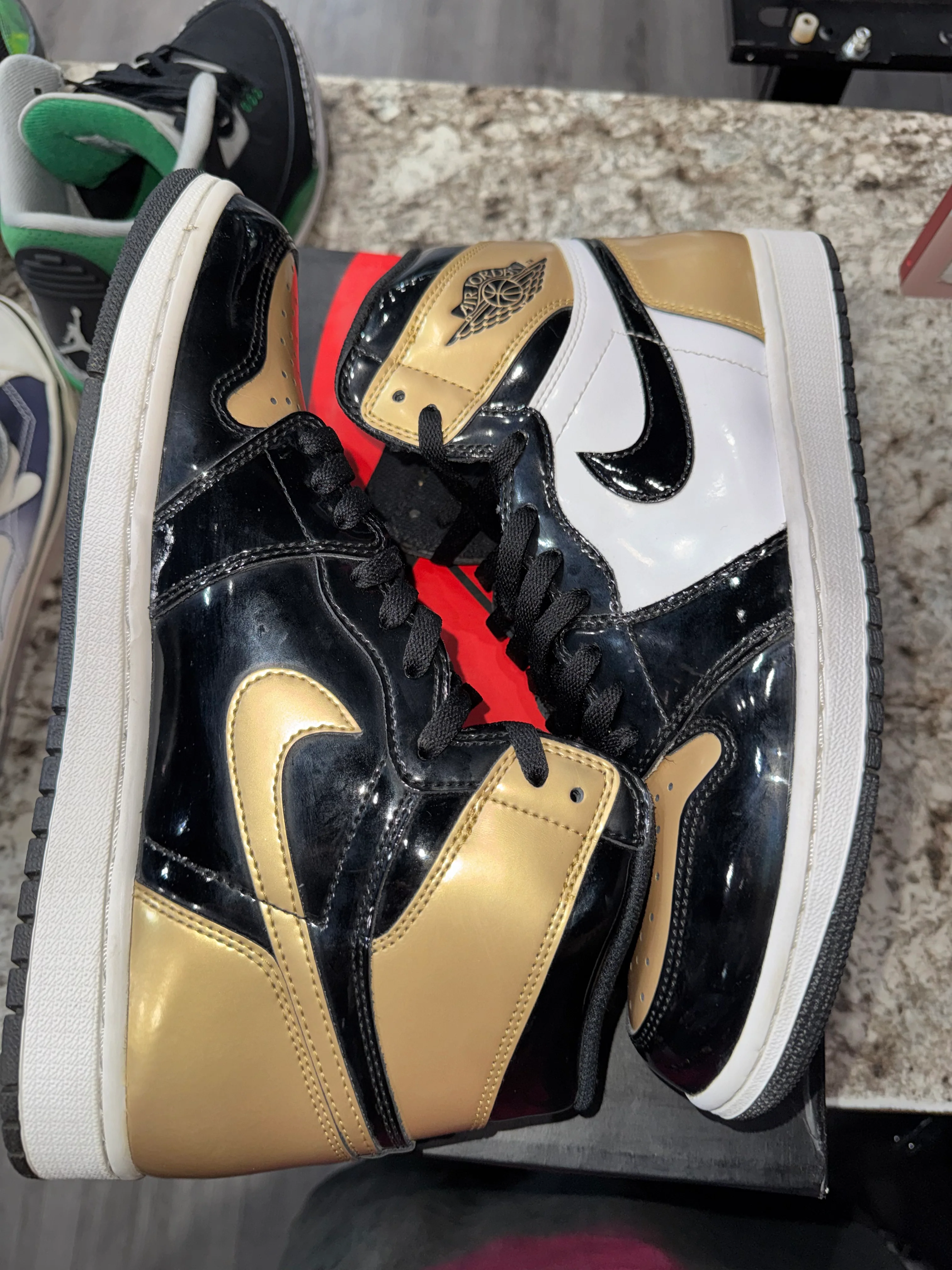 Jordan 1 Retro High Golf Patent Gold Toe - Image 4