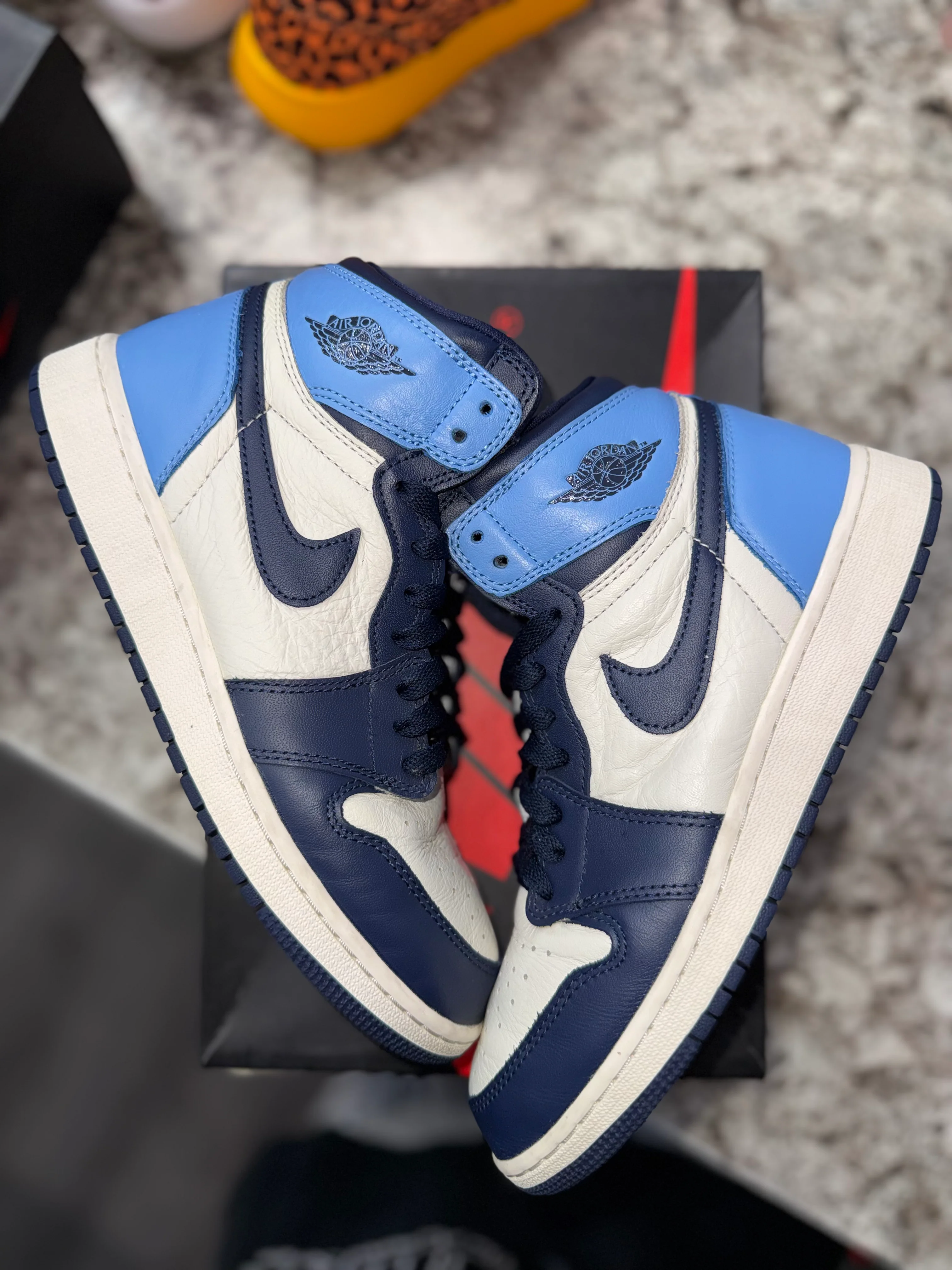 Jordan 1 Retro High Obsidian (GS) - Image 3