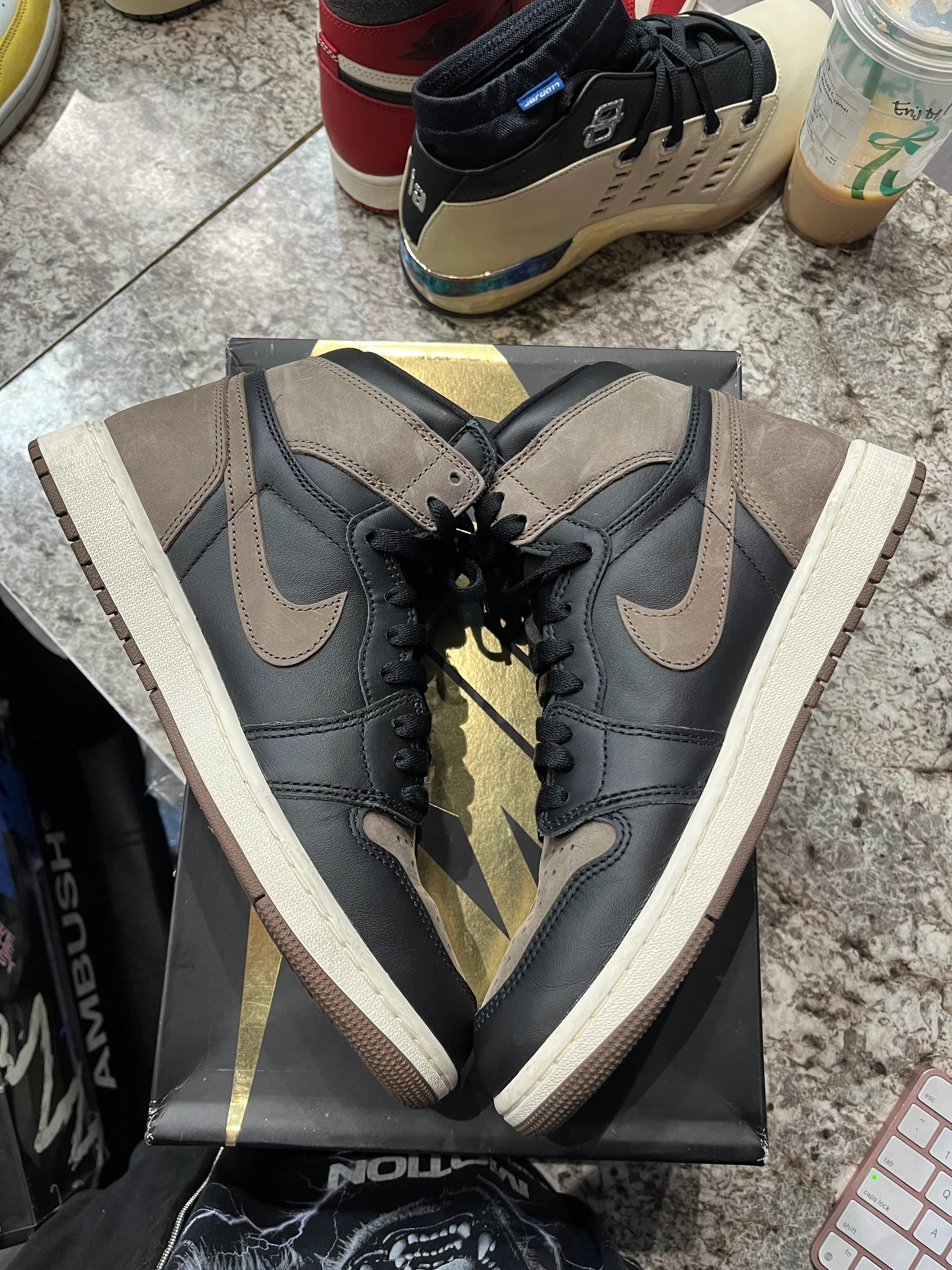 Jordan 1 Retro High OG Palomino - Image 4