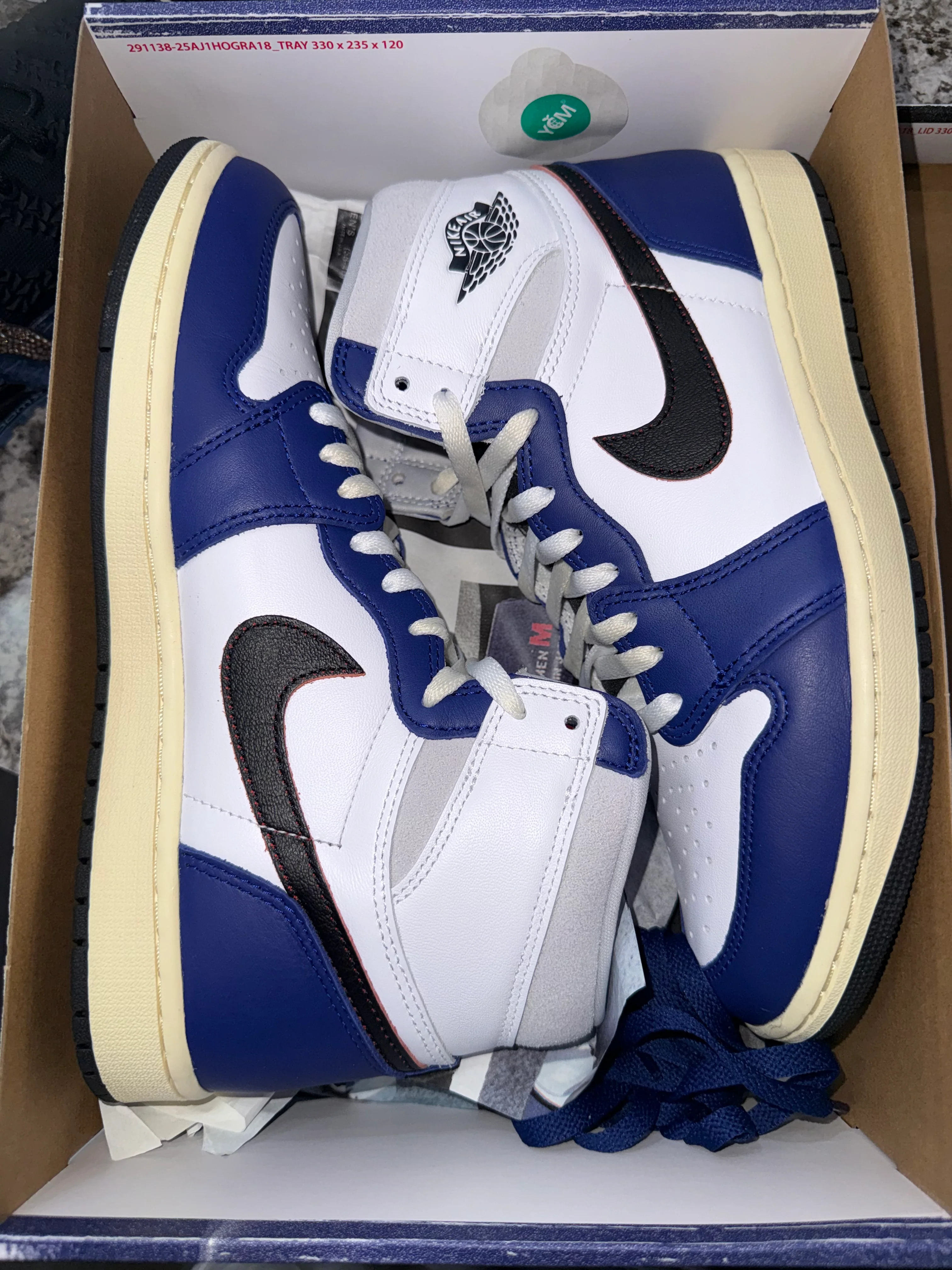 Jordan 1 Retro High OG Rare Air - Image 5