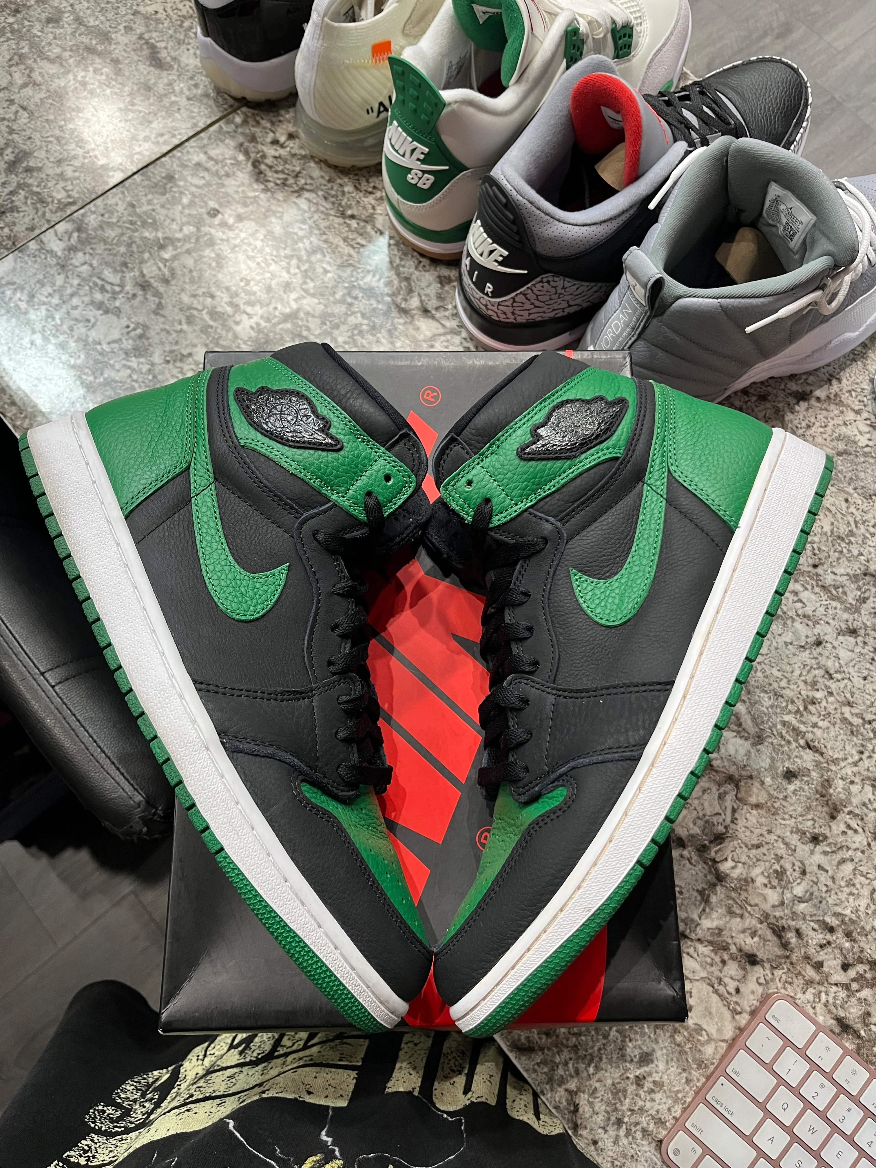 Jordan 1 Retro High Pine Green Black - Image 3