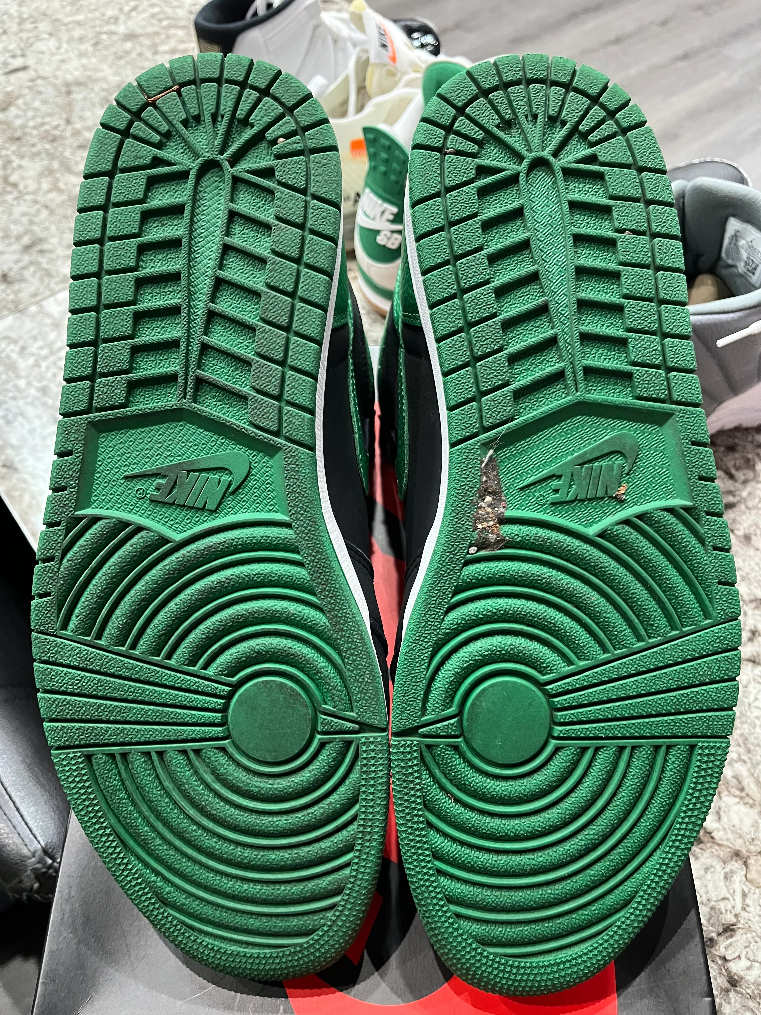 Jordan 1 Retro High Pine Green Black - Image 4