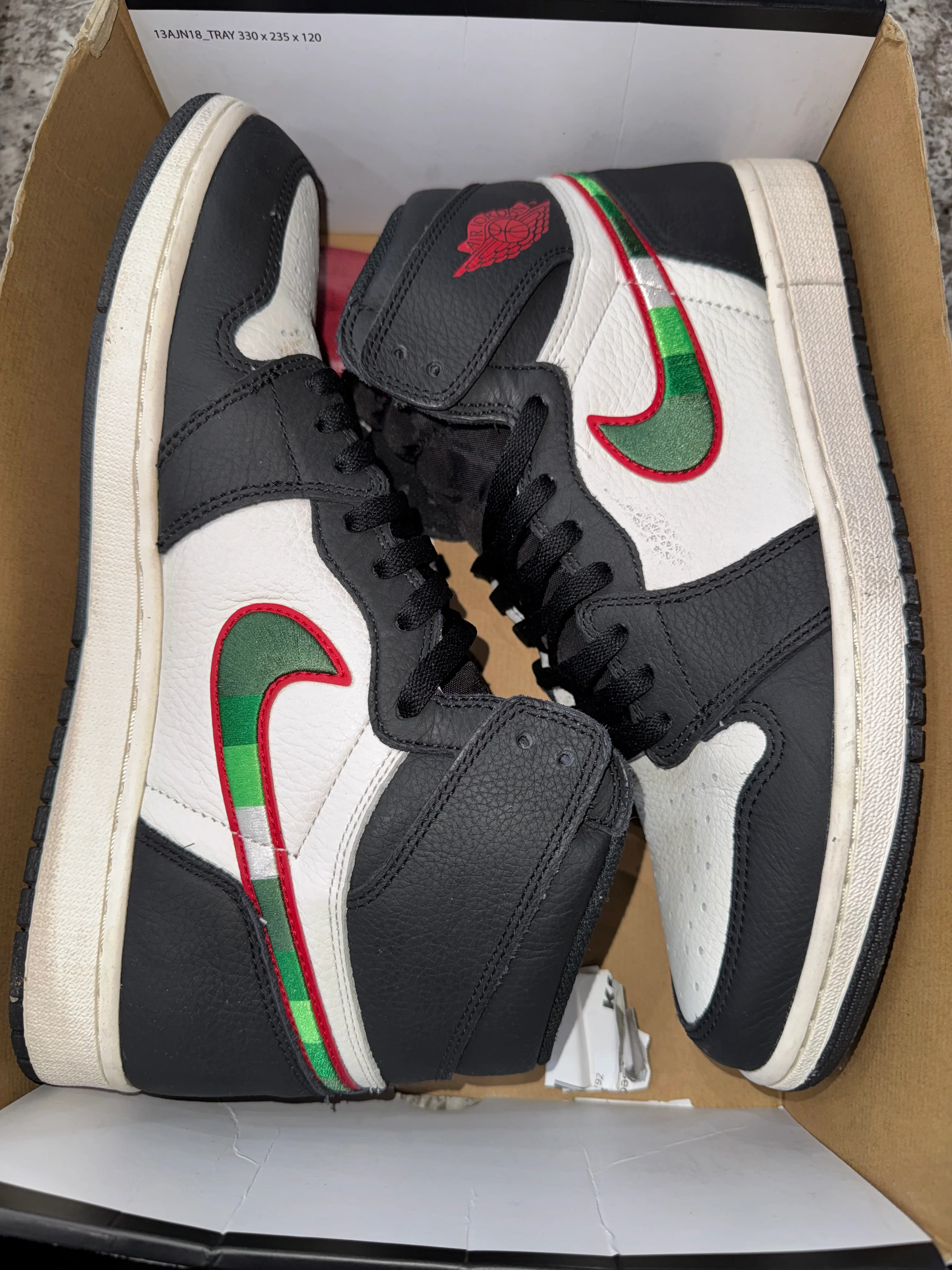 Jordan 1 Retro High Sports Illustrated (A Star Is Born) (MISSING LID) - Image 2