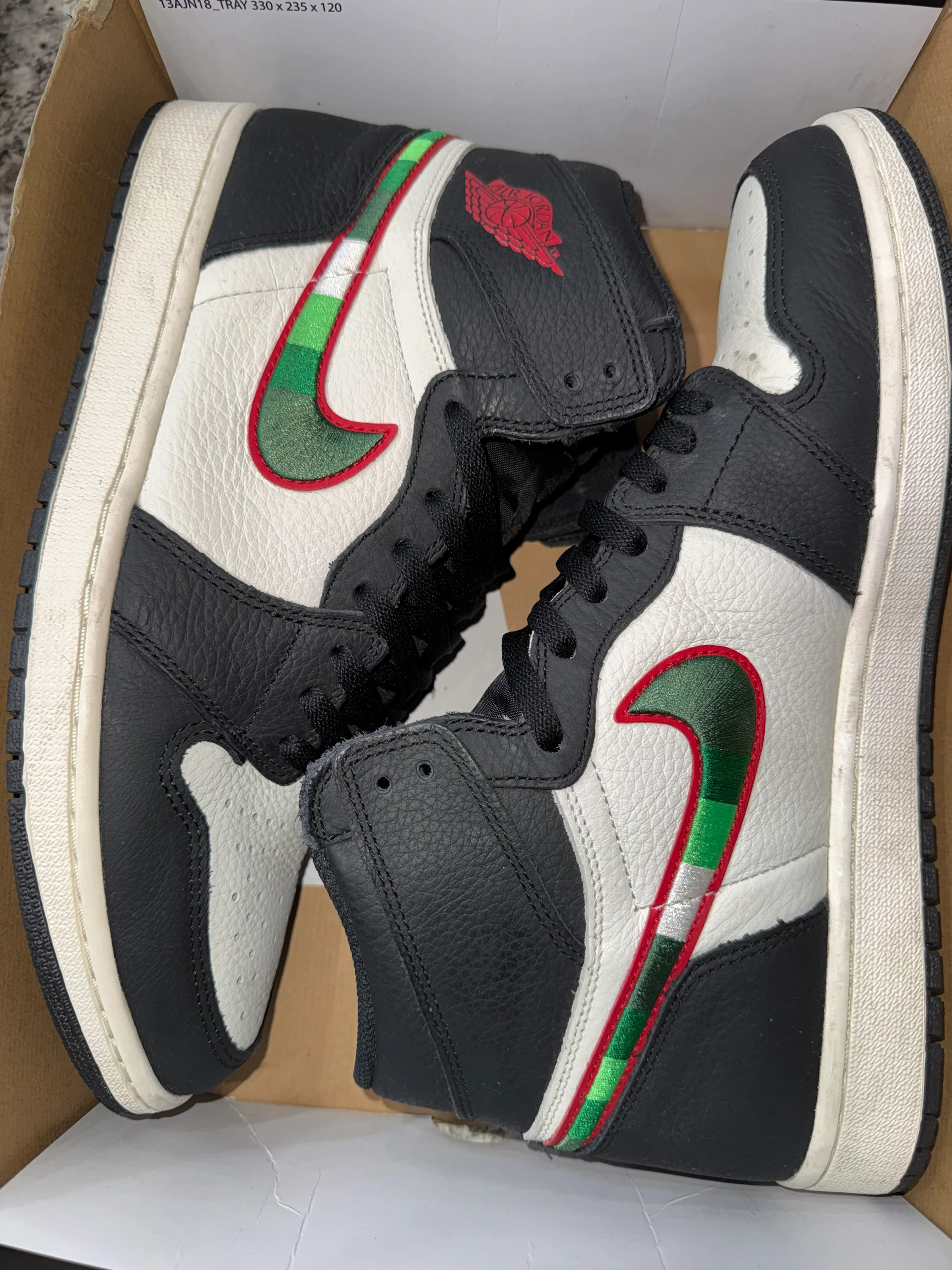 Jordan 1 Retro High Sports Illustrated (A Star Is Born) (MISSING LID) - Image 3