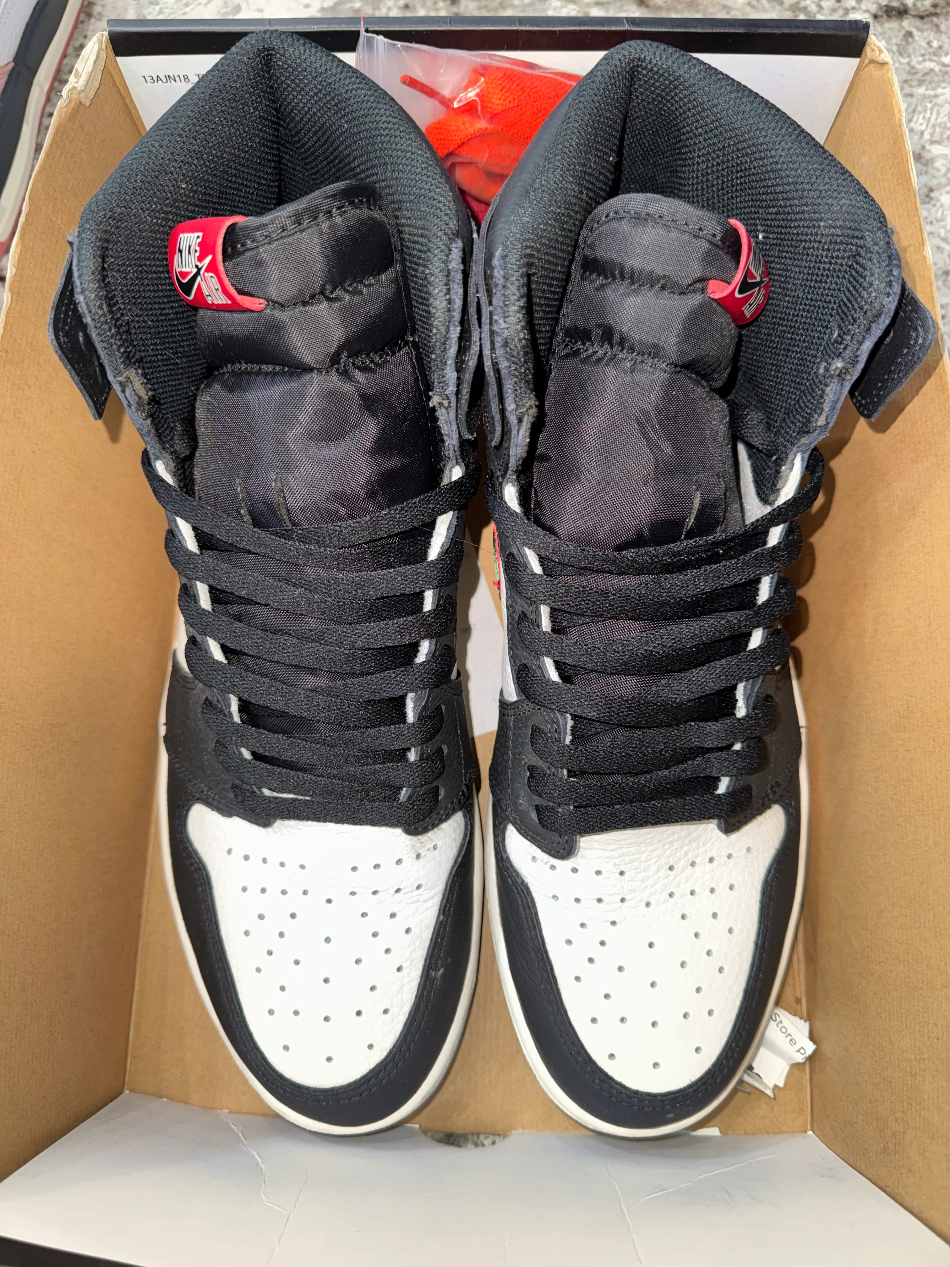 Jordan 1 Retro High Sports Illustrated (A Star Is Born) (MISSING LID) - Image 4