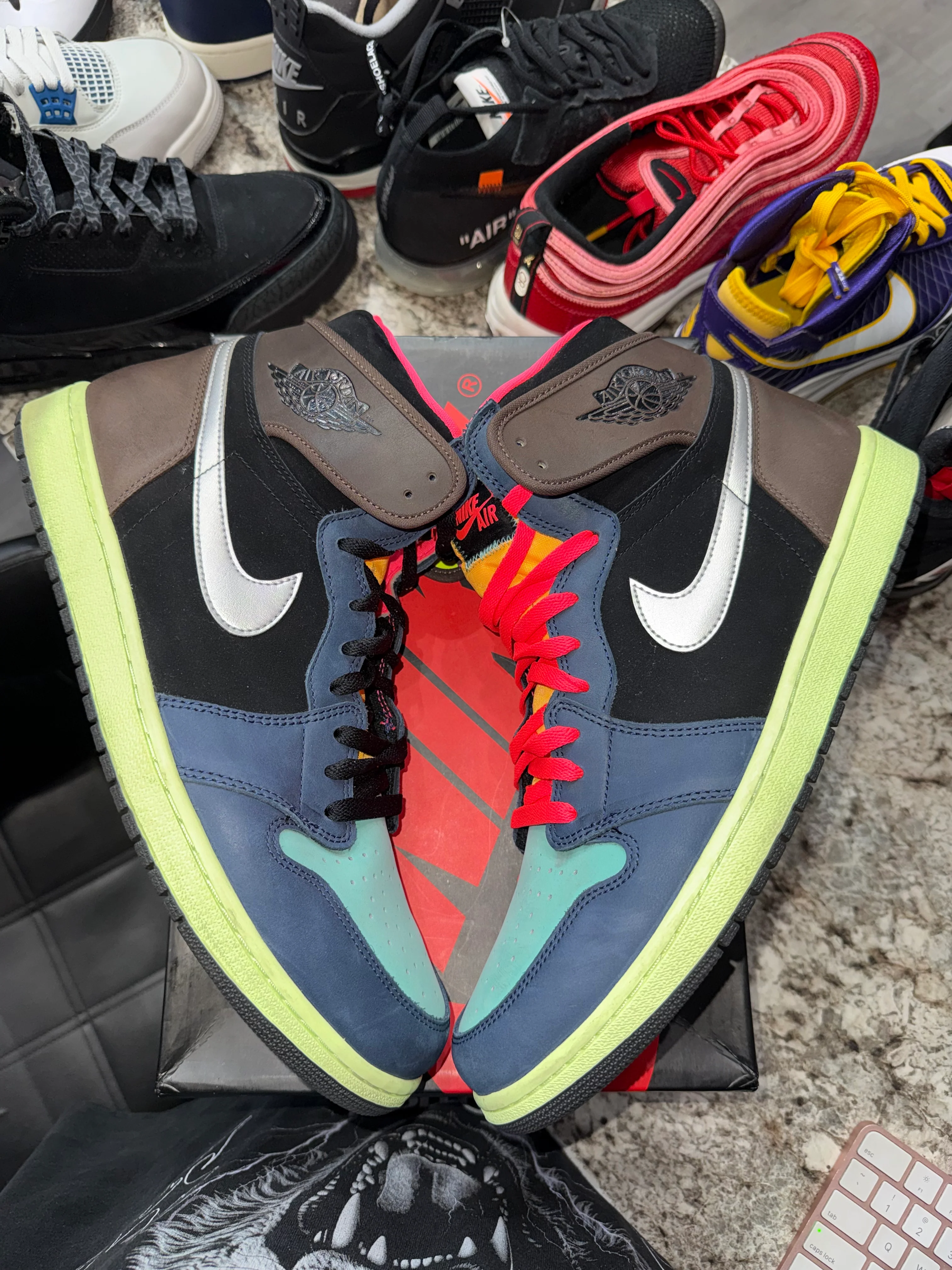 Jordan 1 Retro High Tokyo Bio Hack - Image 3
