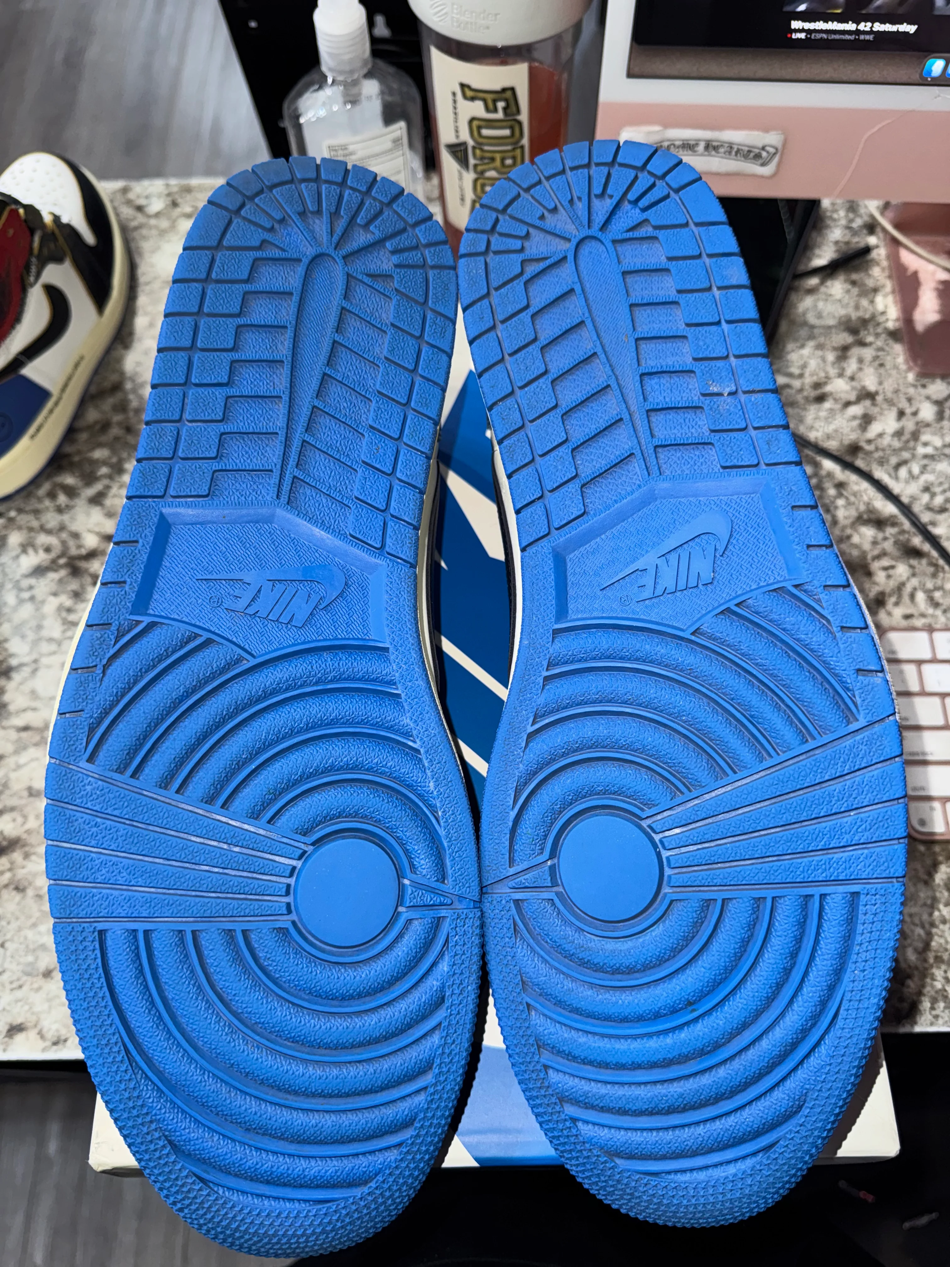 Jordan 1 Retro Low OG SP Fragment x Travis Scott - Image 5