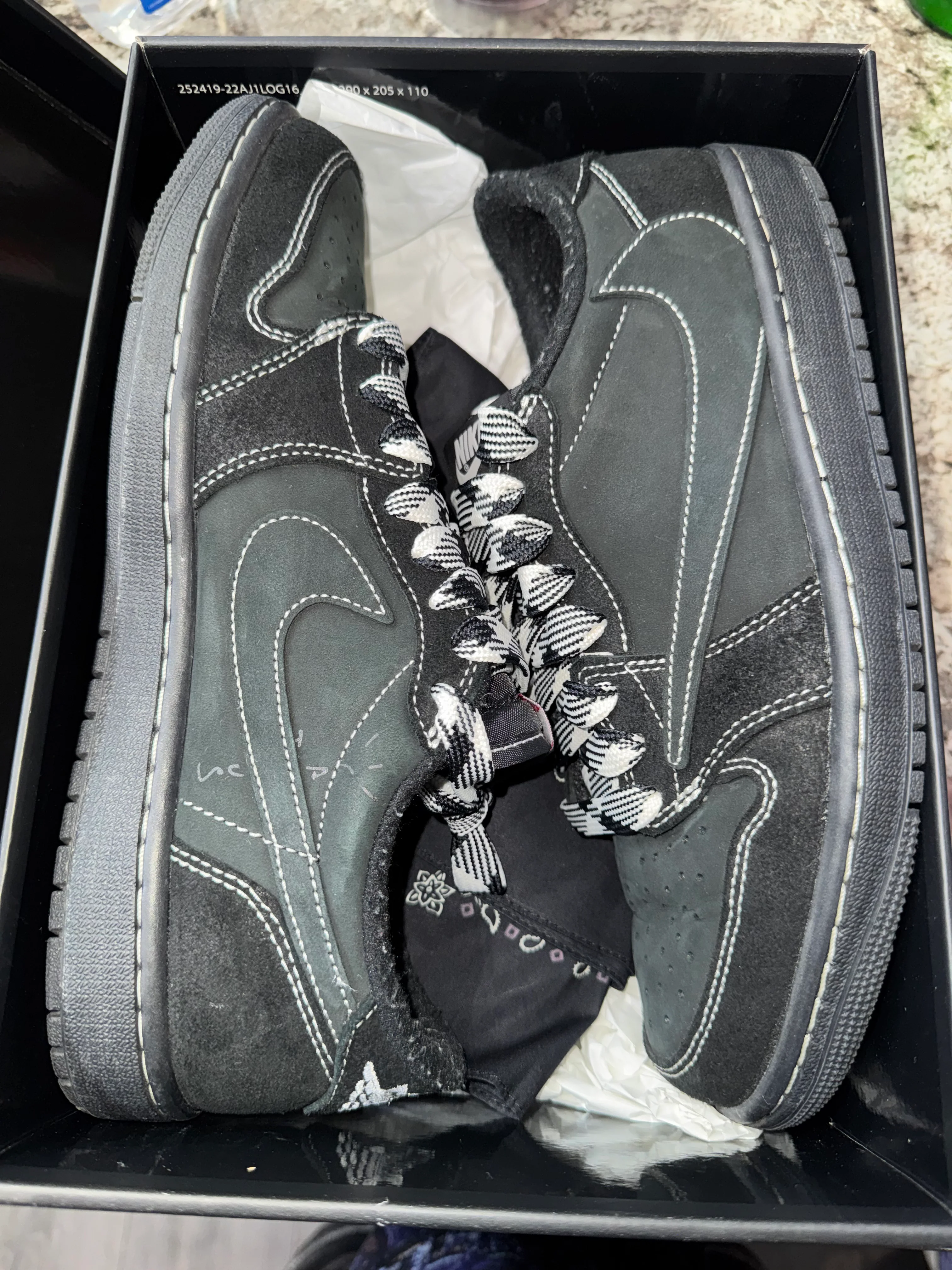 Jordan 1 Retro Low OG SP Travis Scott Black Phantom - Image 2