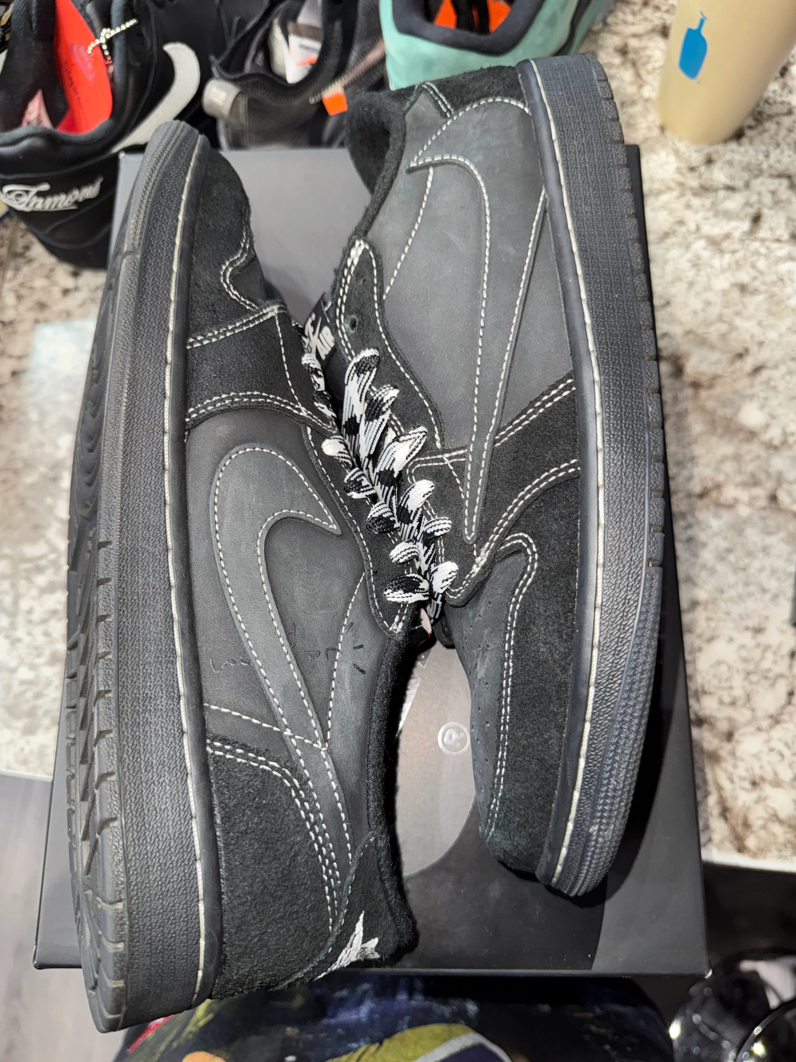 Jordan 1 Retro Low OG SP Travis Scott Black Phantom - Image 2