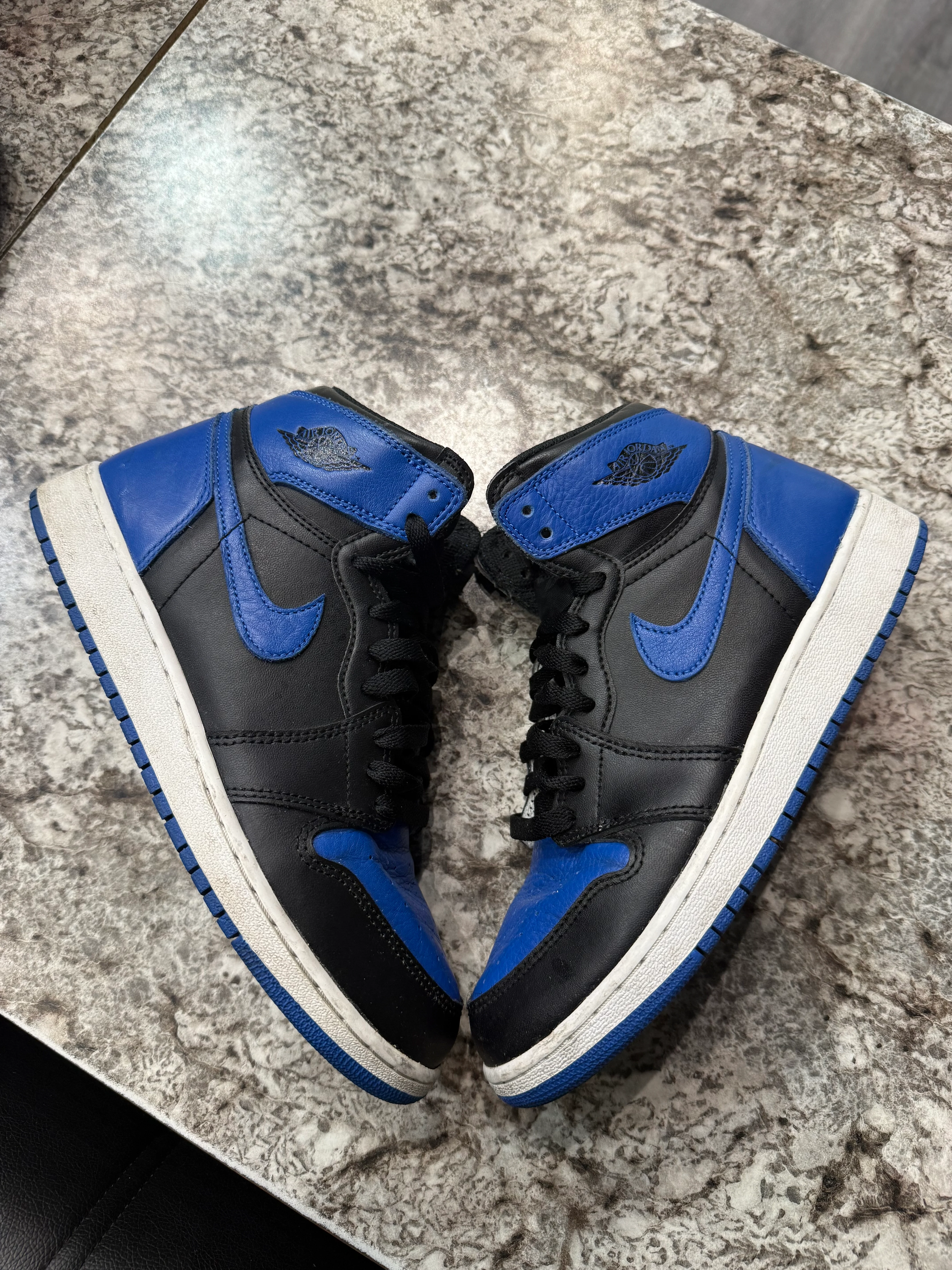 Jordan 1 Retro Royal (2017) (GS) - Image 3