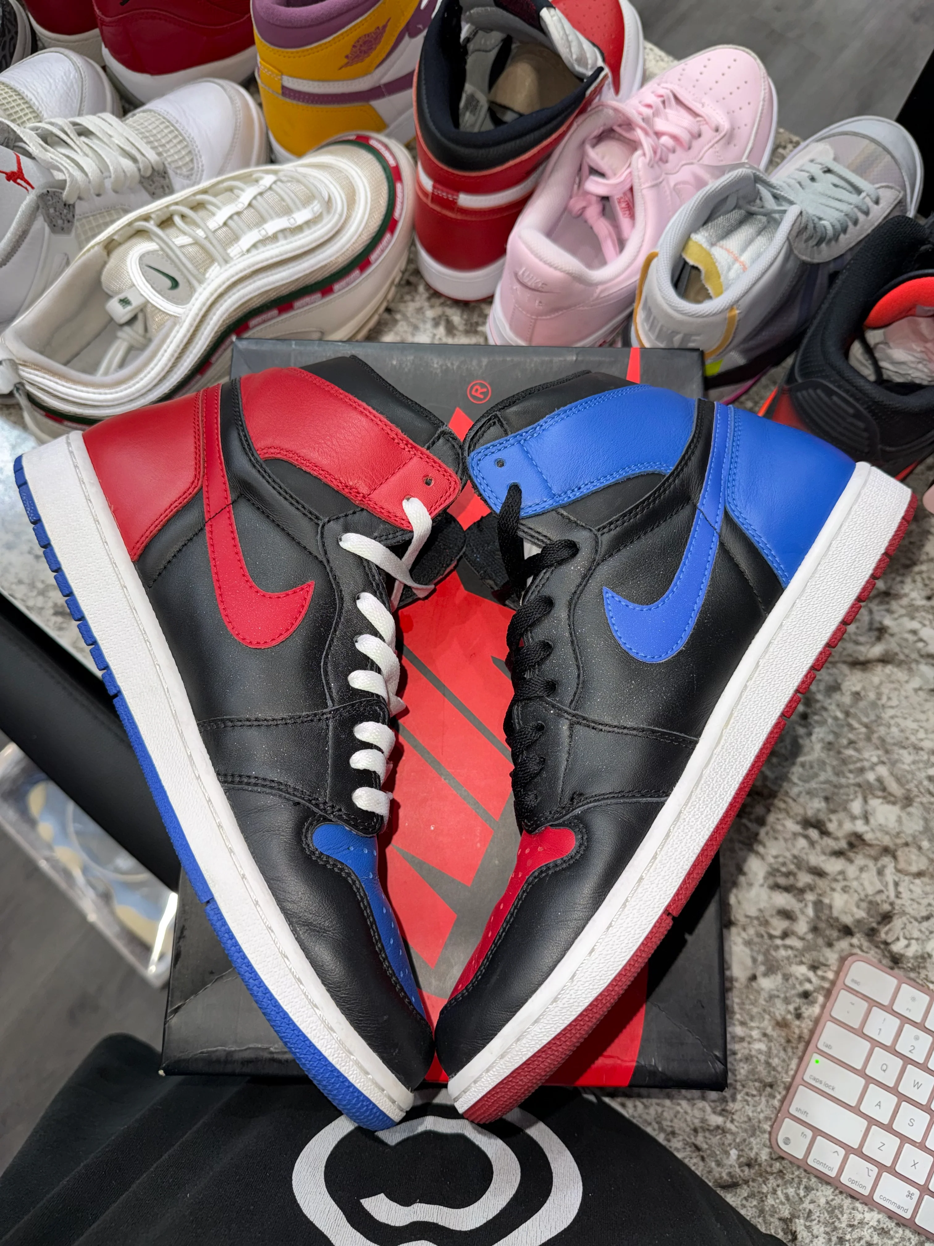Jordan 1 Retro Top 3 - Image 4