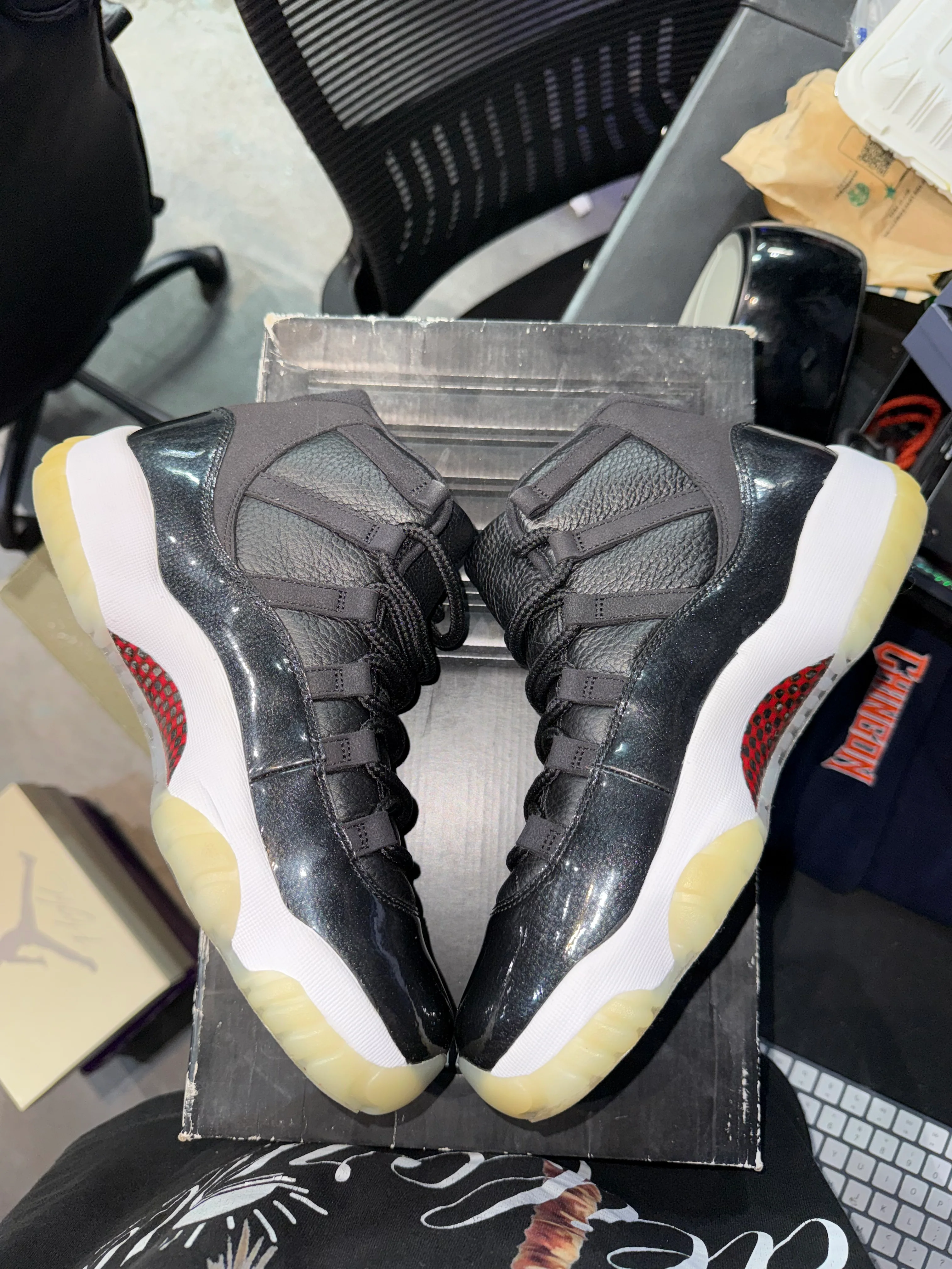 Jordan 11 Retro 72-10 - Image 4