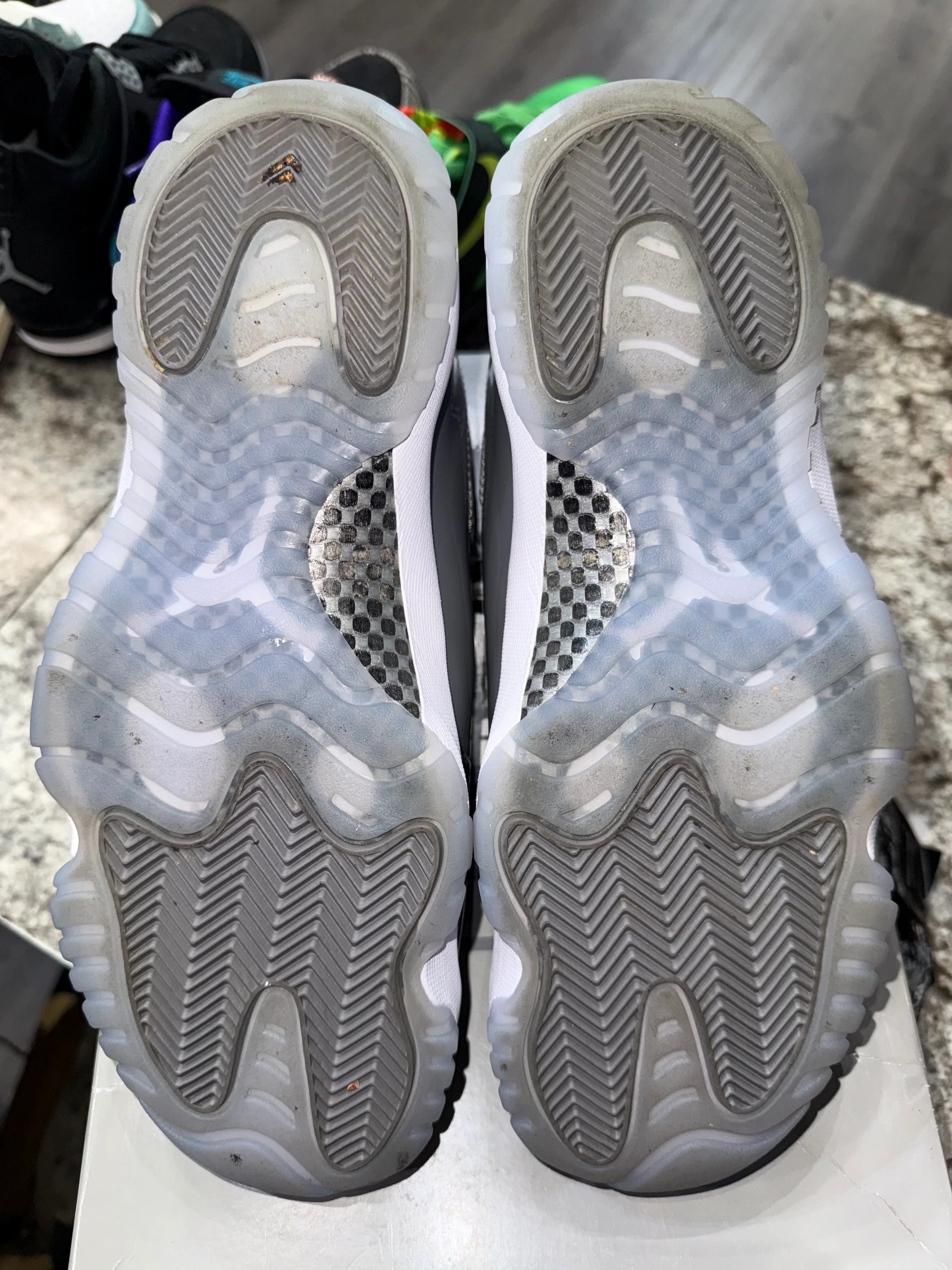 Jordan 11 Retro Cool Grey (2021) - Image 4