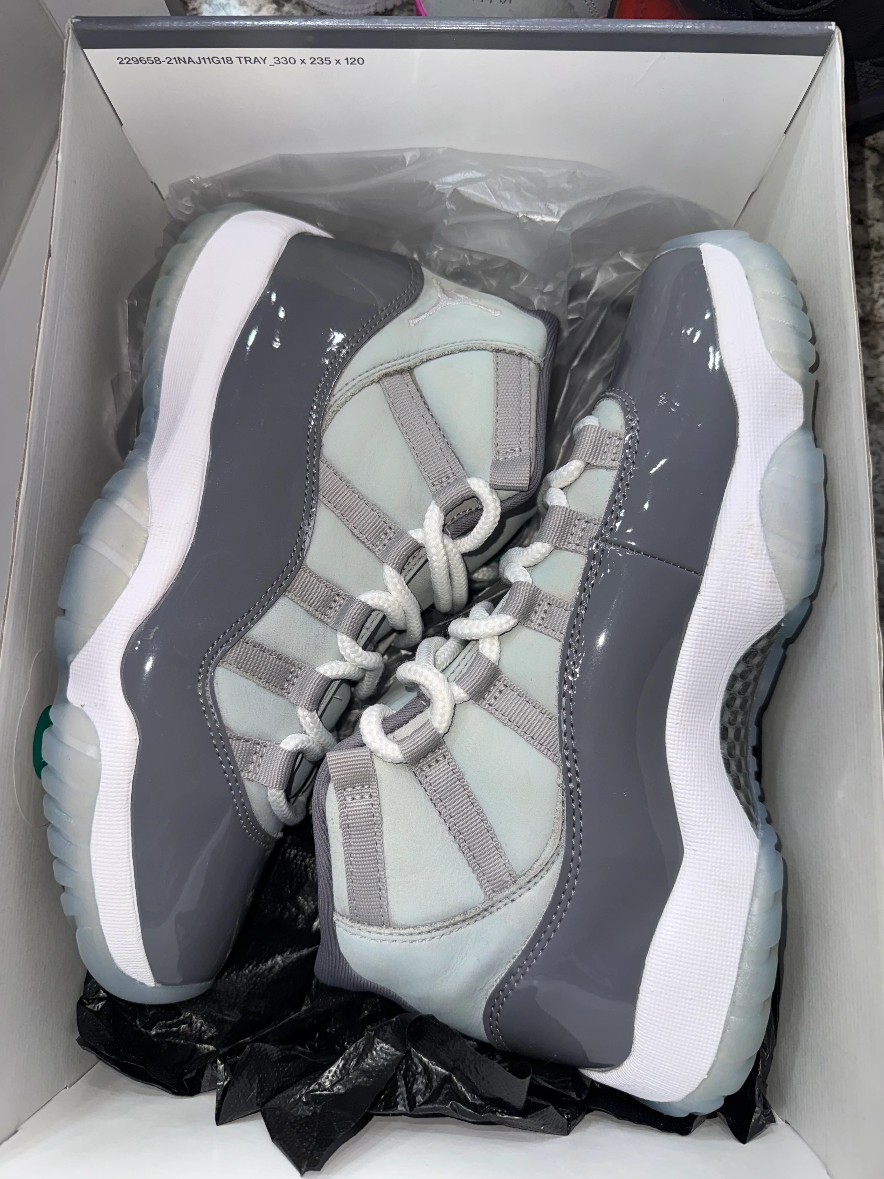 Jordan 11 Retro Cool Grey (2021) (DISCOLORED) - Image 6