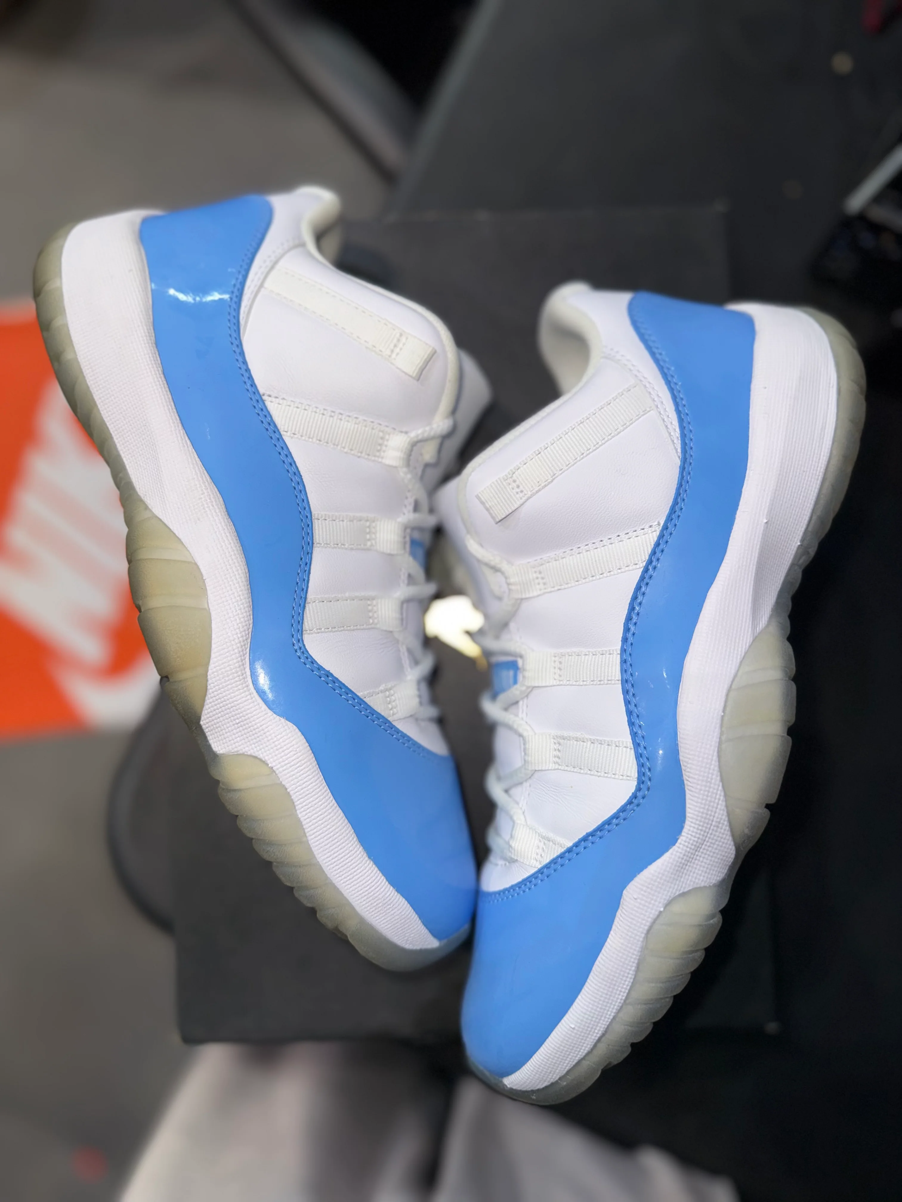 Jordan 11 Retro Low University Blue (2017) - Image 3