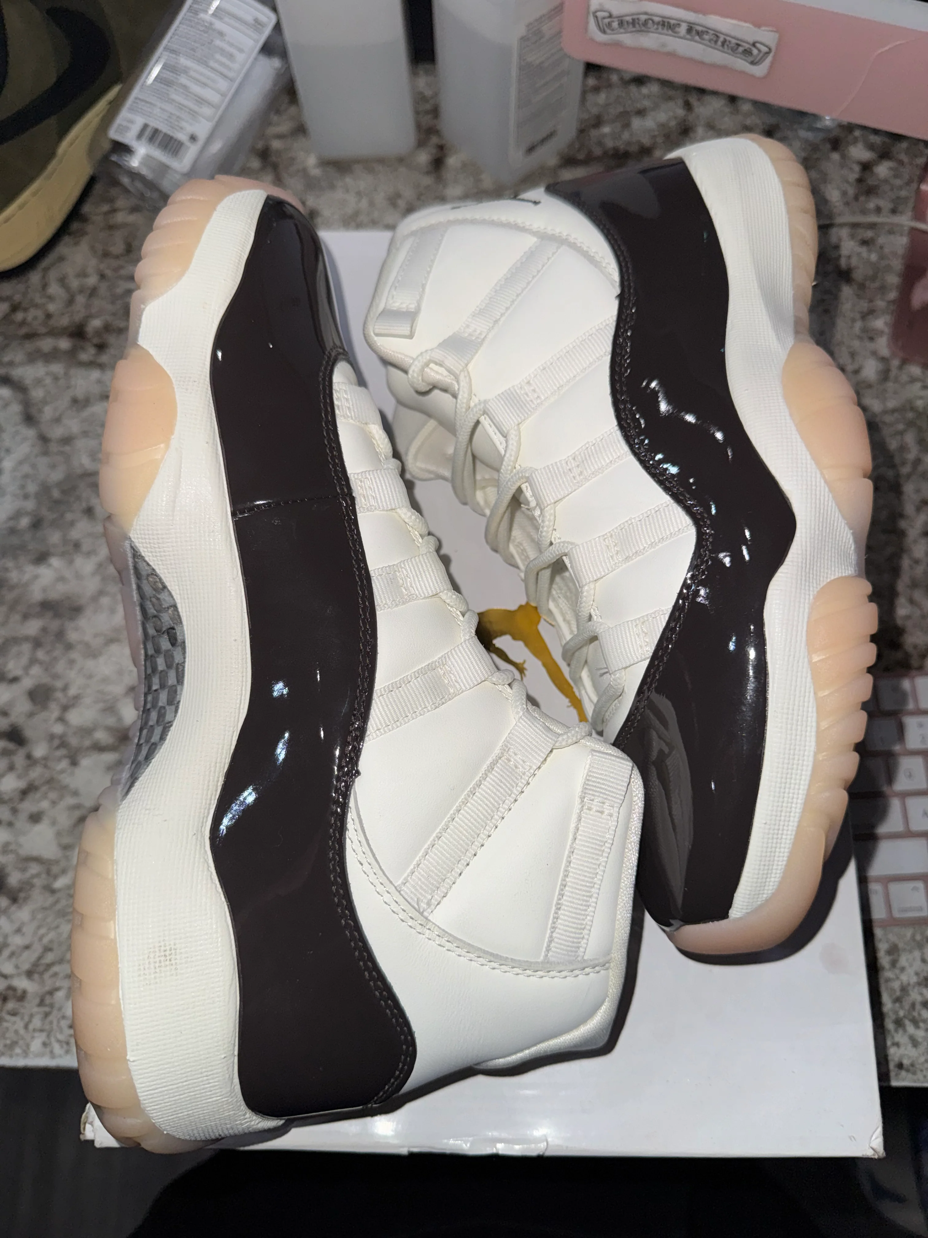 Jordan 11 Retro Neapolitan (Women's) - Image 4