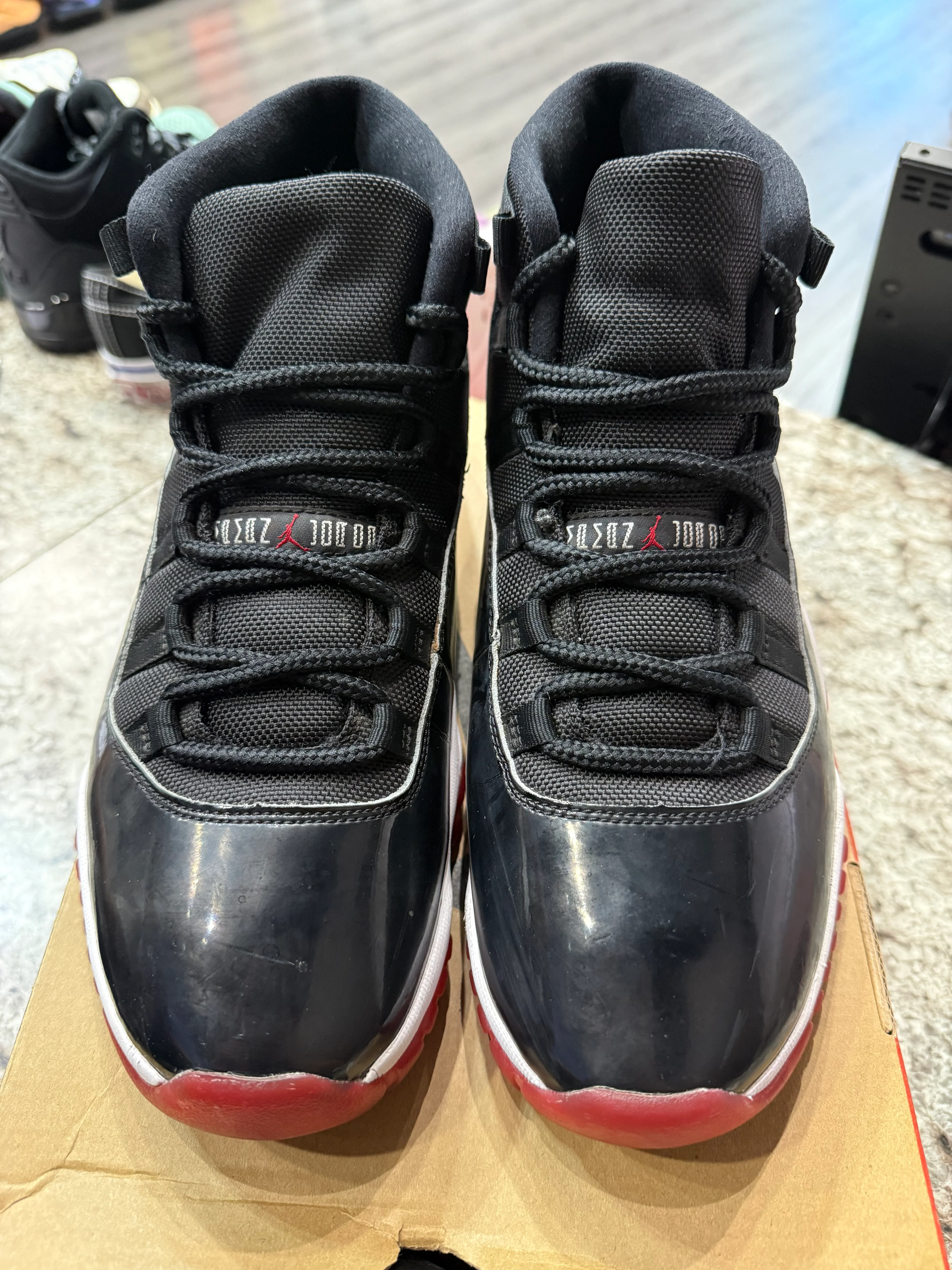 Jordan 11 Retro Playoffs Bred (2019) - Image 2