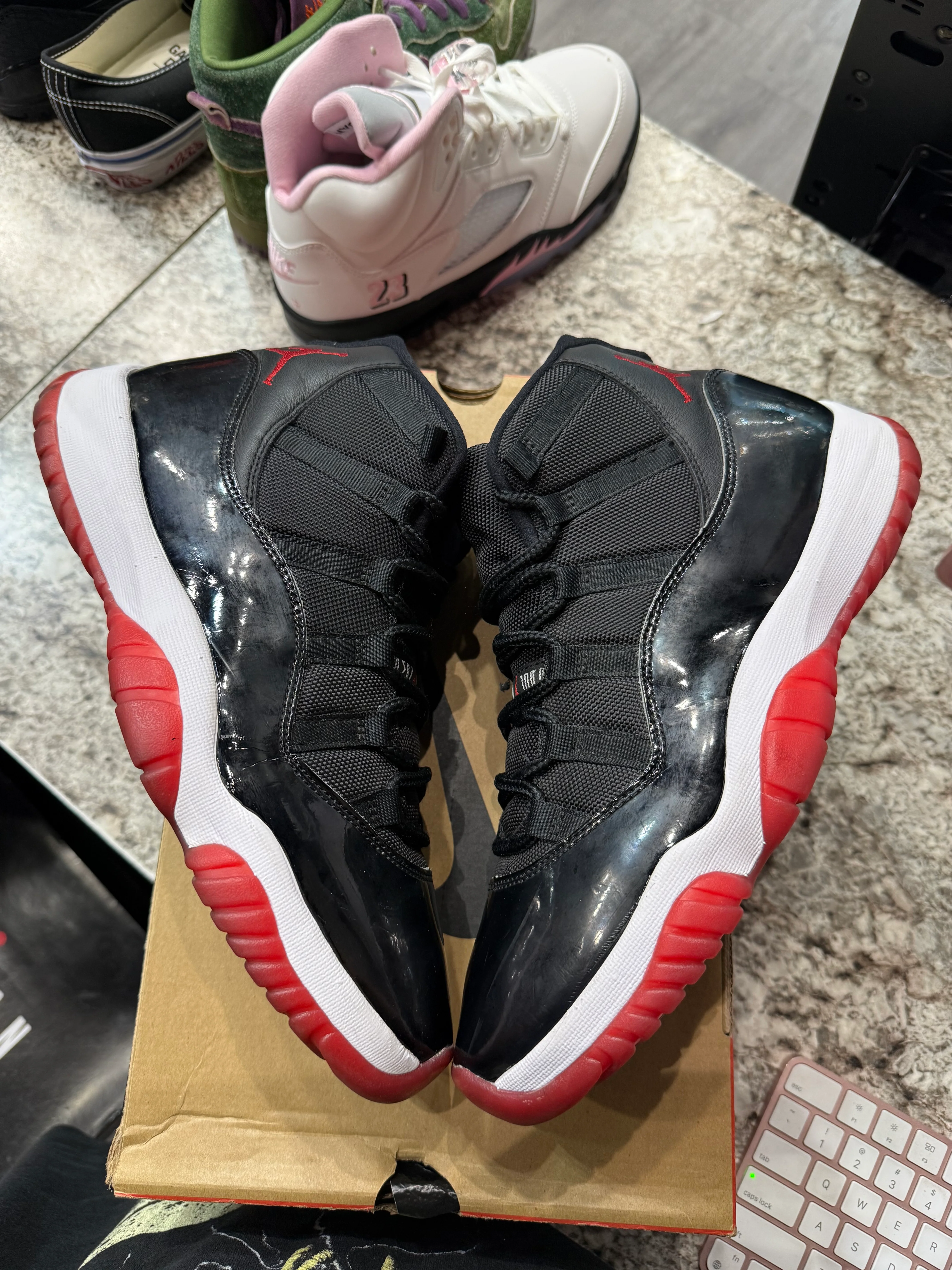 Jordan 11 Retro Playoffs Bred (2019) - Image 3