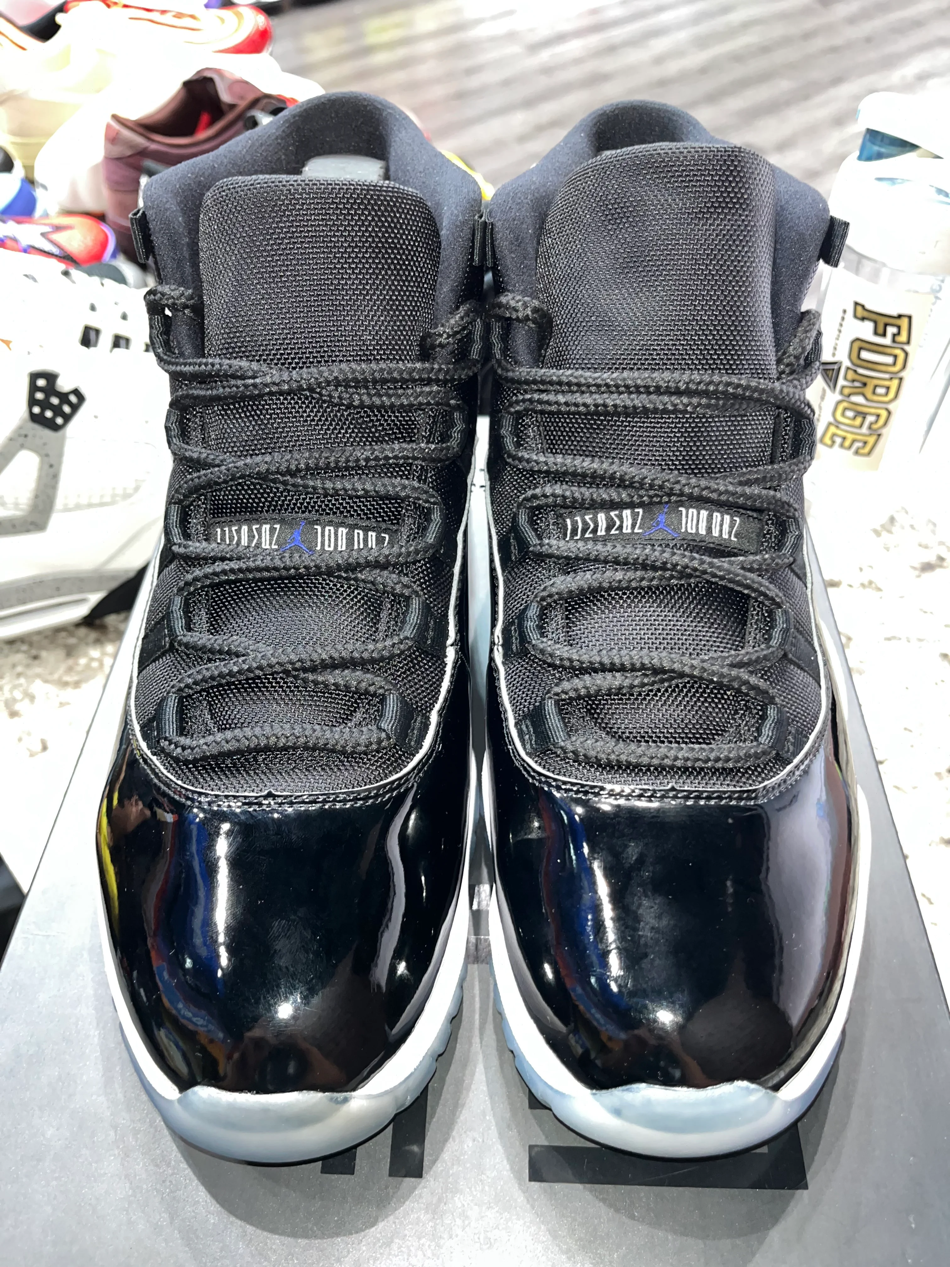 Jordan 11 Retro Space Jam (2016) - Image 2