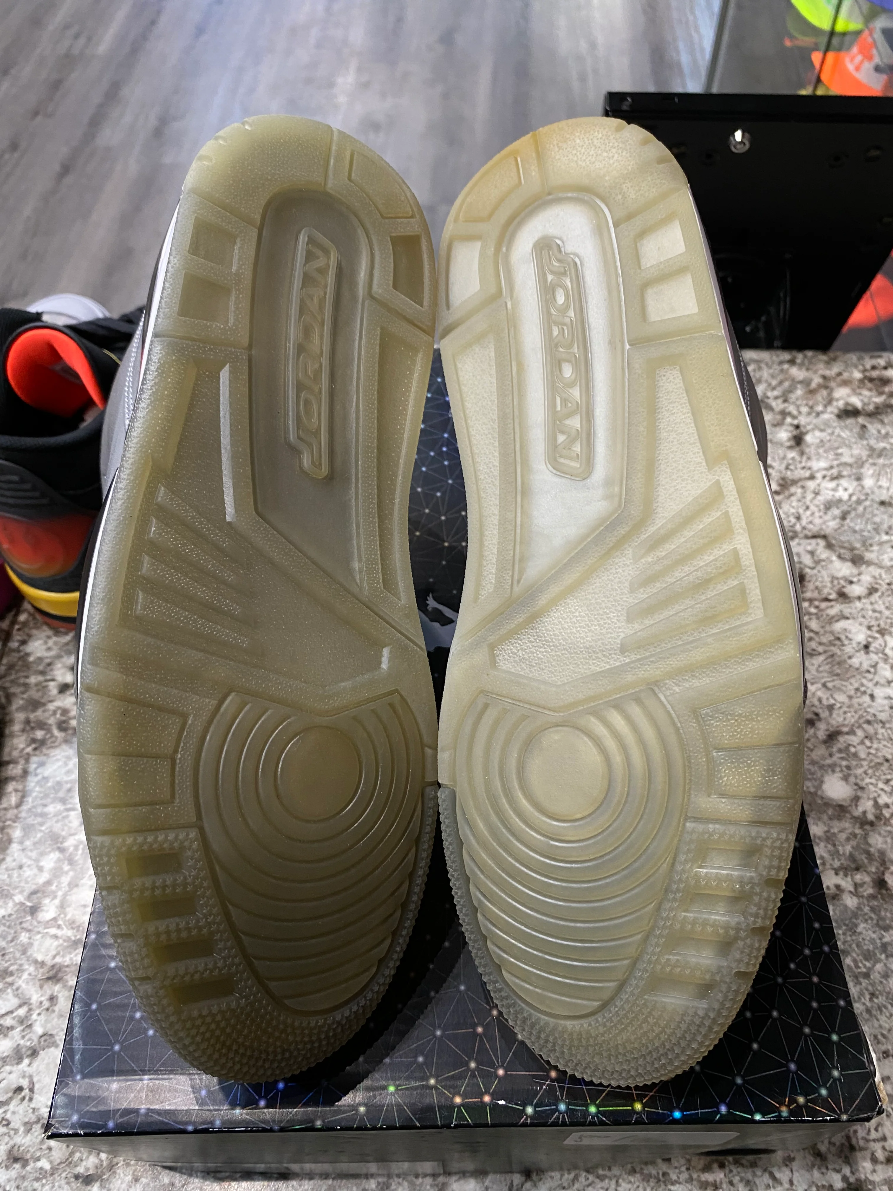 Jordan 3 Retro 5Lab3 Silver (DAMGED BOX) - Image 5