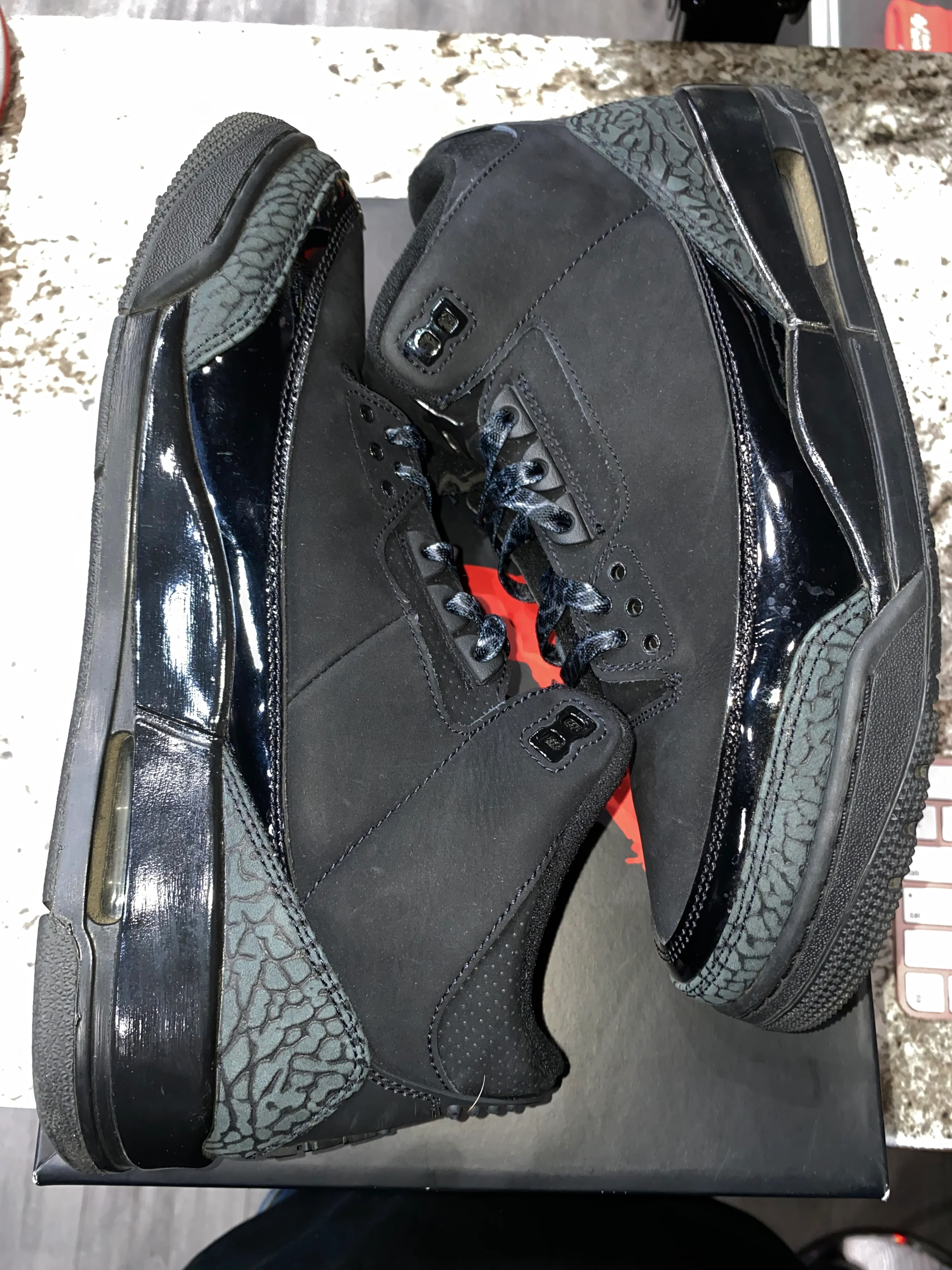 Jordan 3 Retro Black Cat (2025) - Image 4