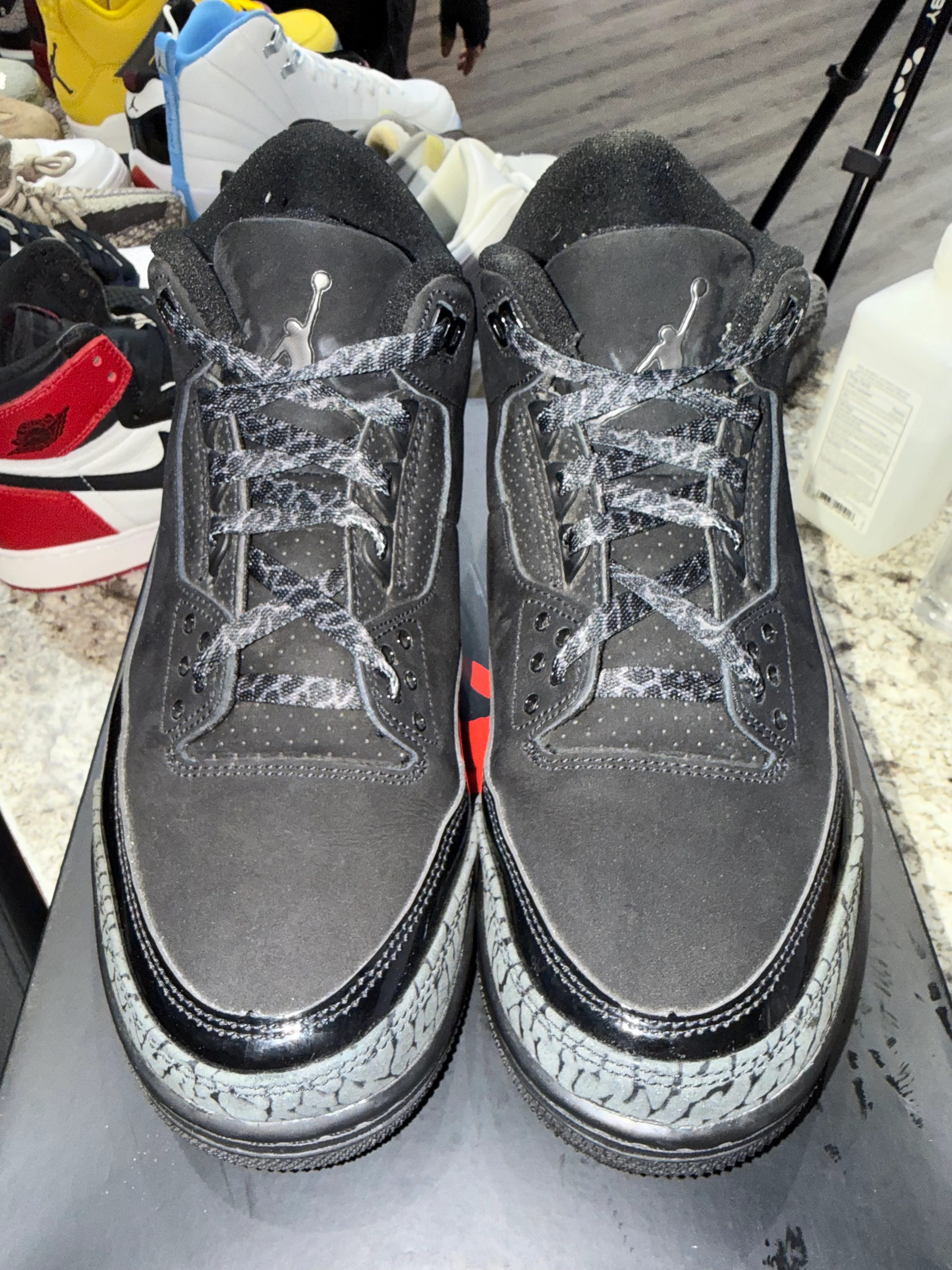 Jordan 3 Retro Black Cat (2025) - Image 2
