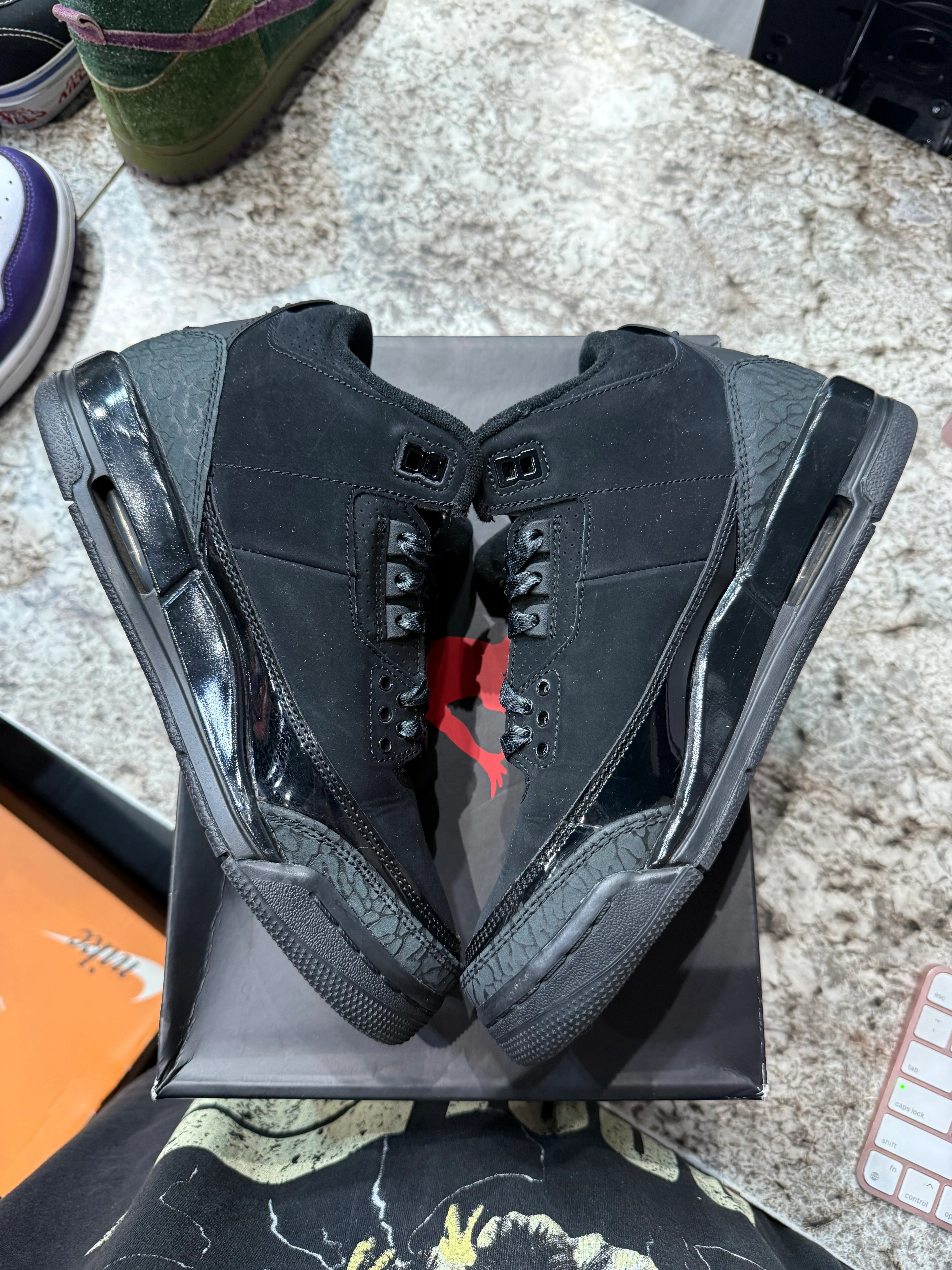 Jordan 3 Retro Black Cat (2025) (GS) - Image 4
