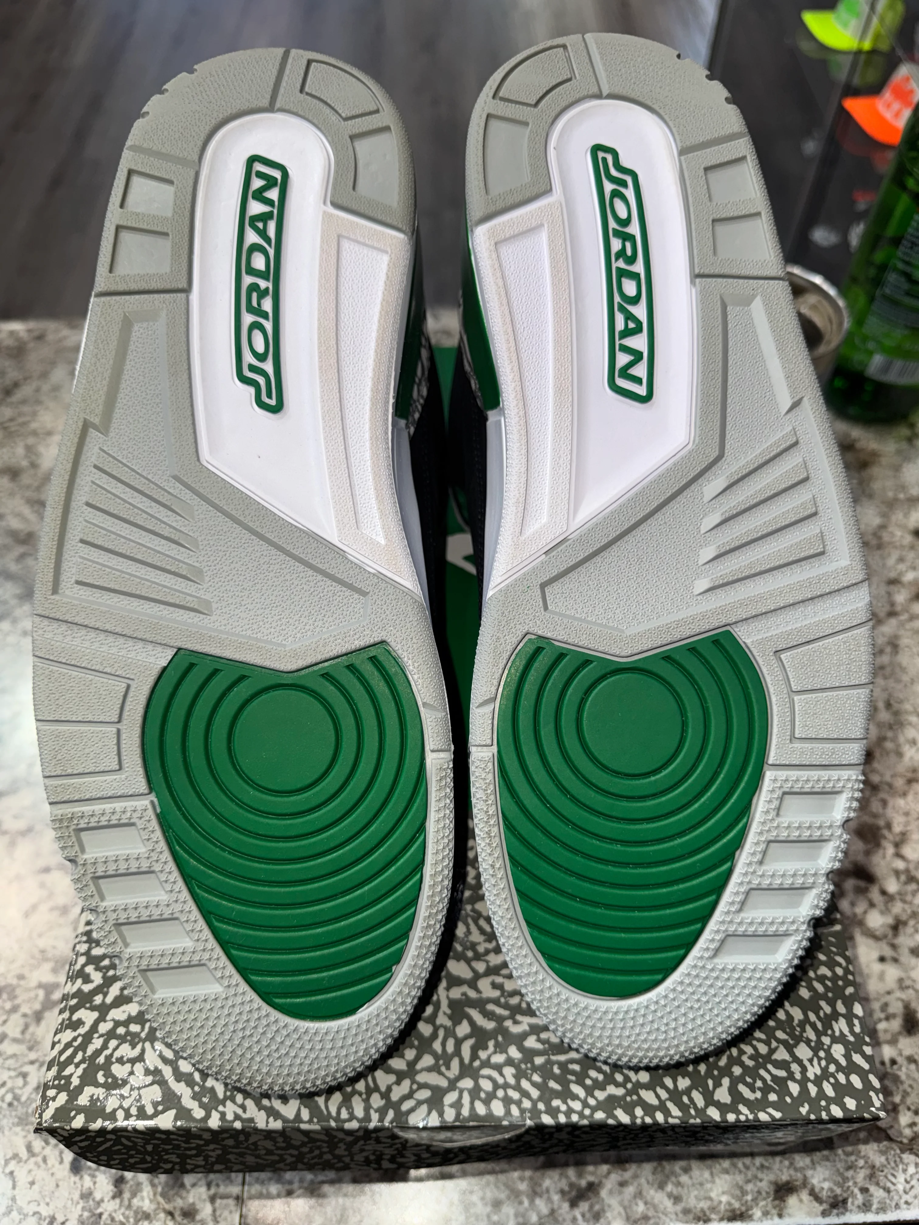 Jordan 3 Retro Pine Green - Image 5