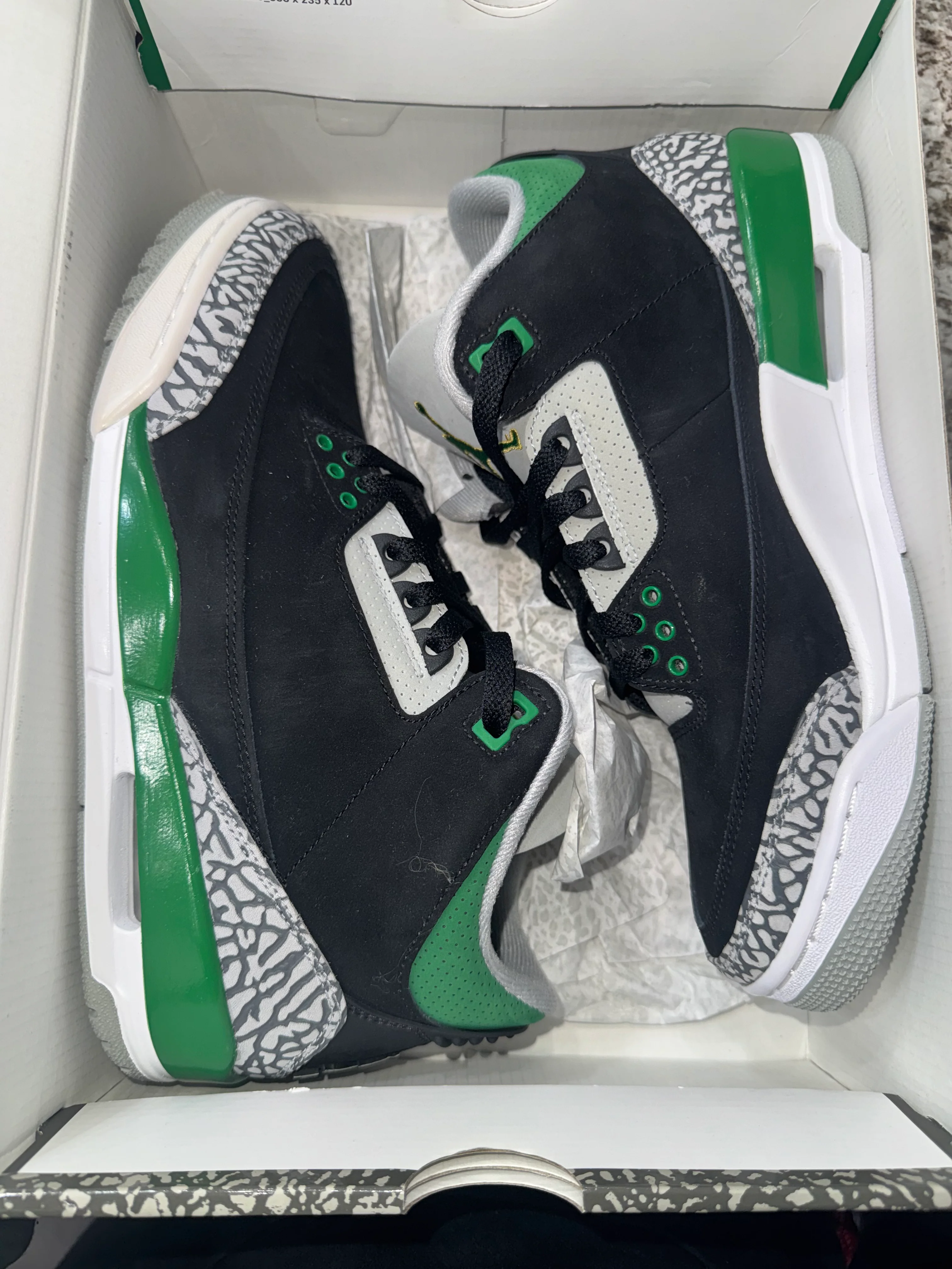 Jordan 3 Retro Pine Green (DAMAGED BOX) - Image 6