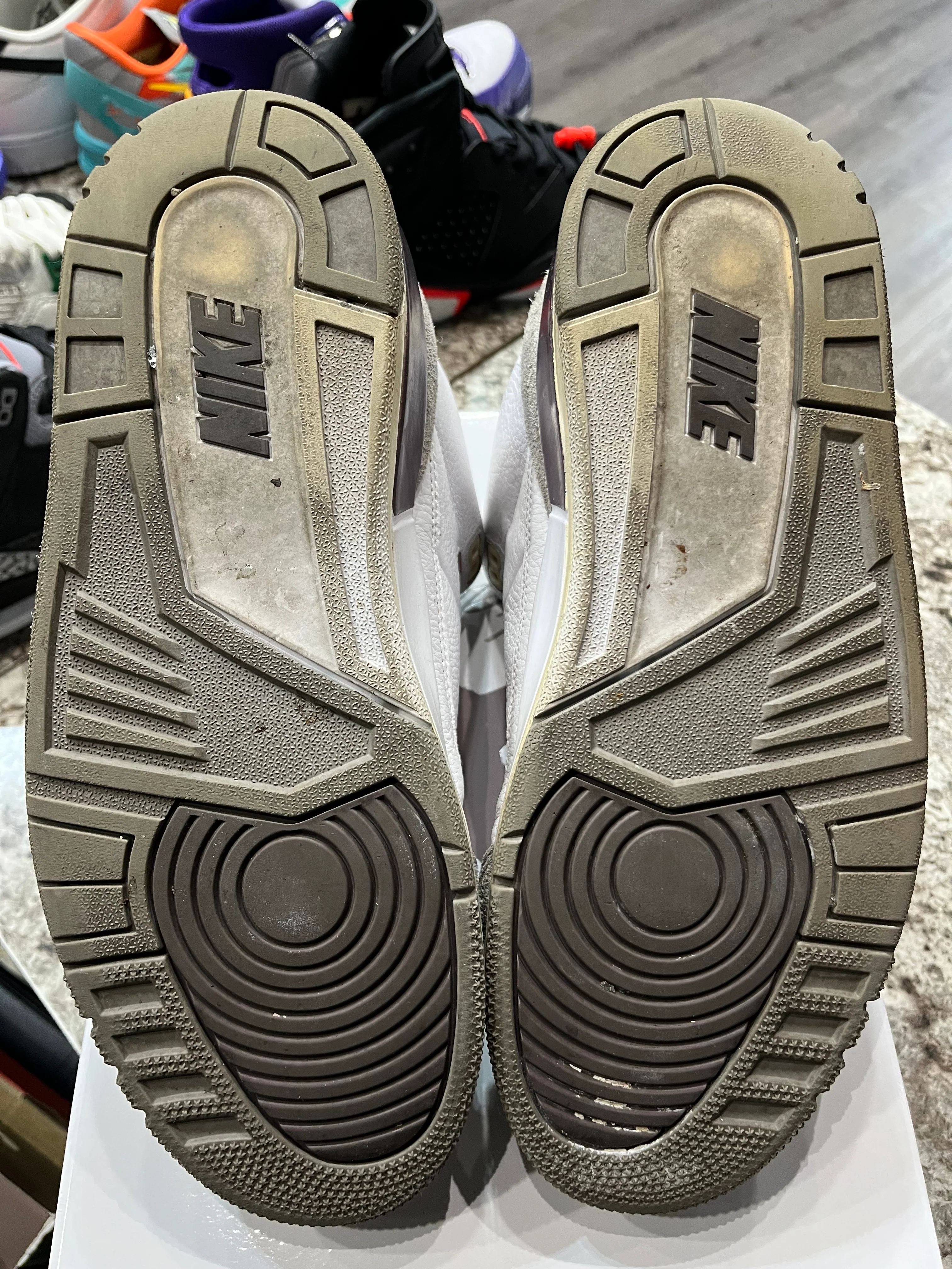 Jordan 3 Retro SP A Ma Maniére (Women's) - Image 4