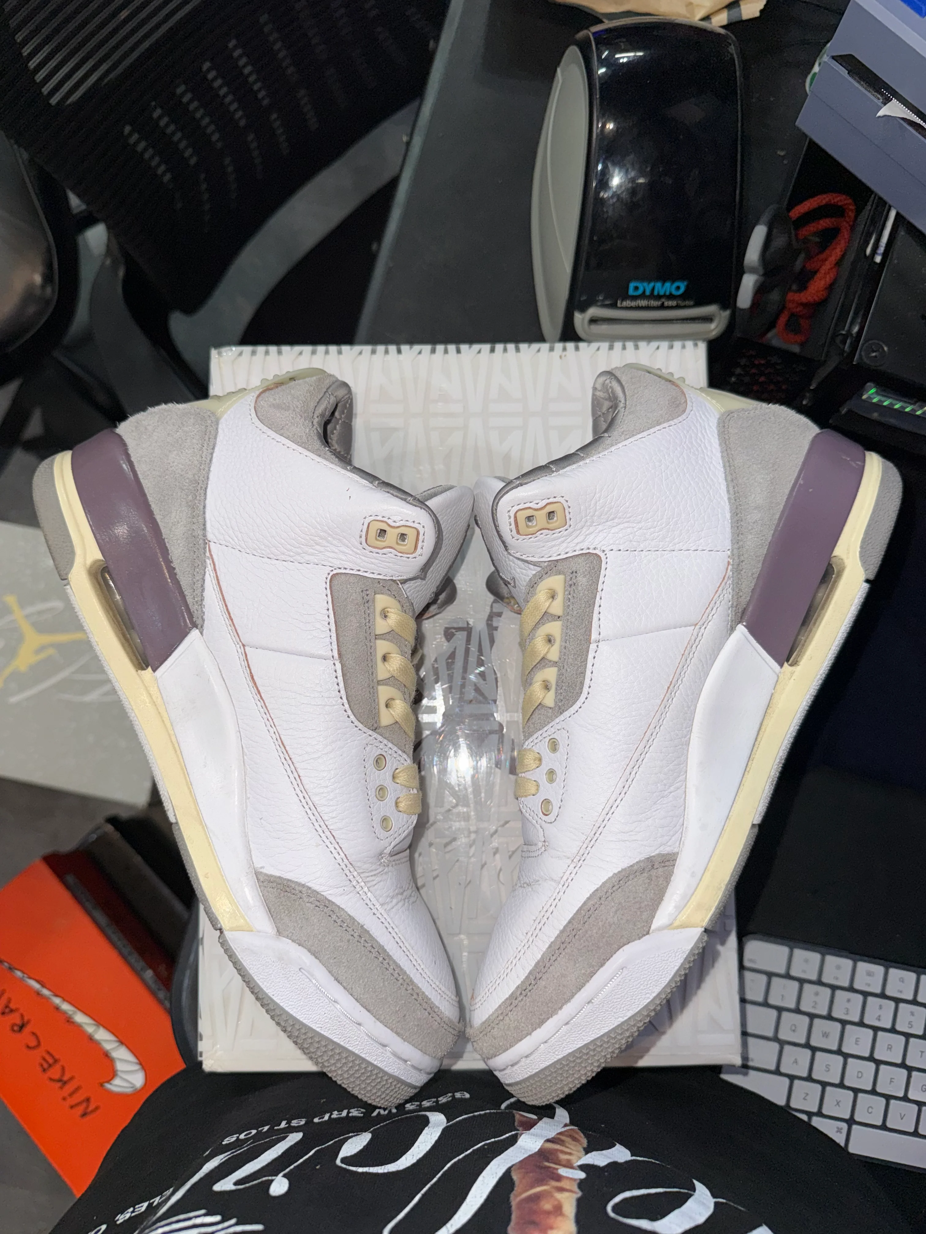 Jordan 3 Retro SP A Ma Maniére (Women's) - Image 4