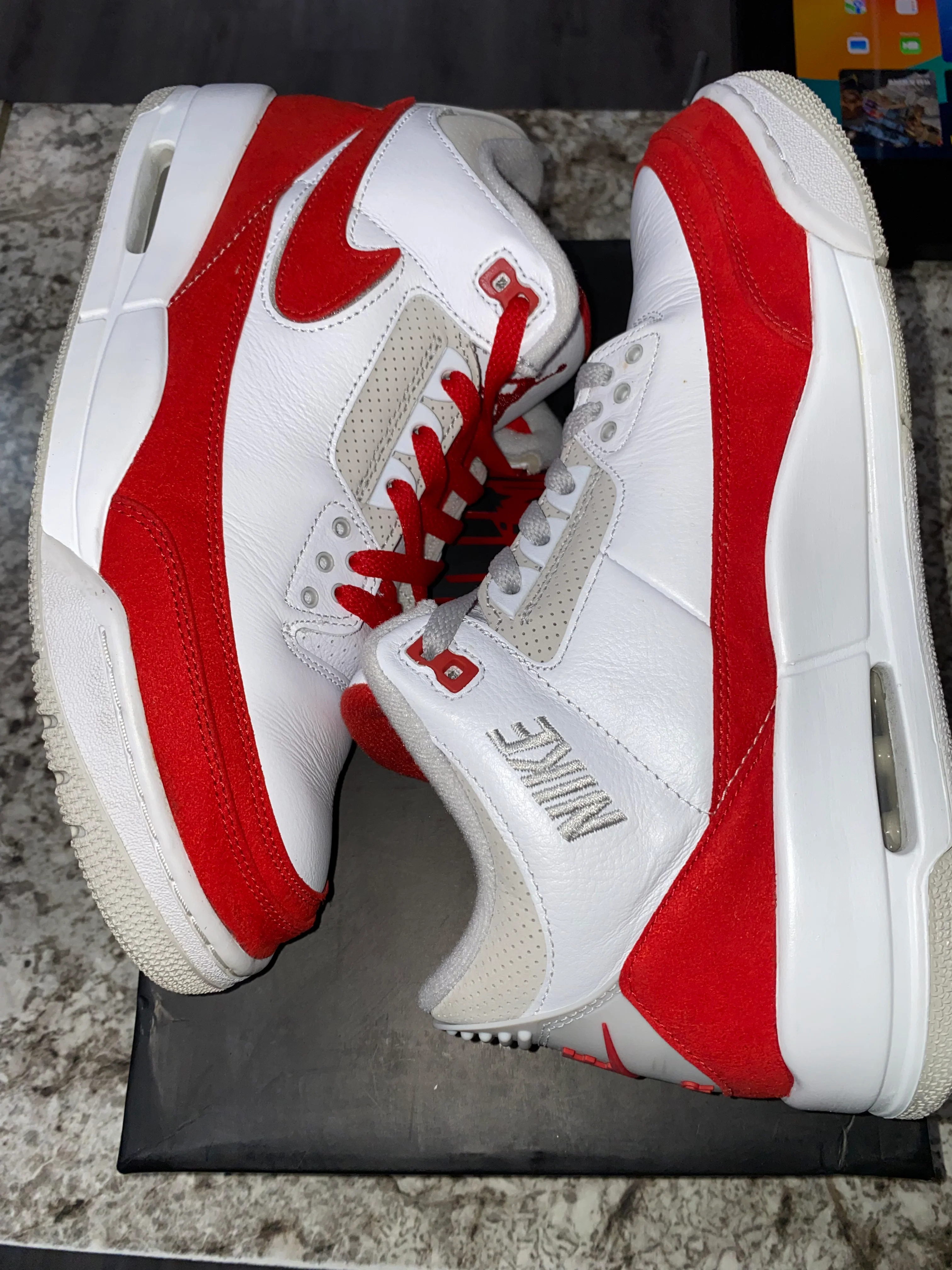 Jordan 3 Retro Tinker White University Red - Image 3