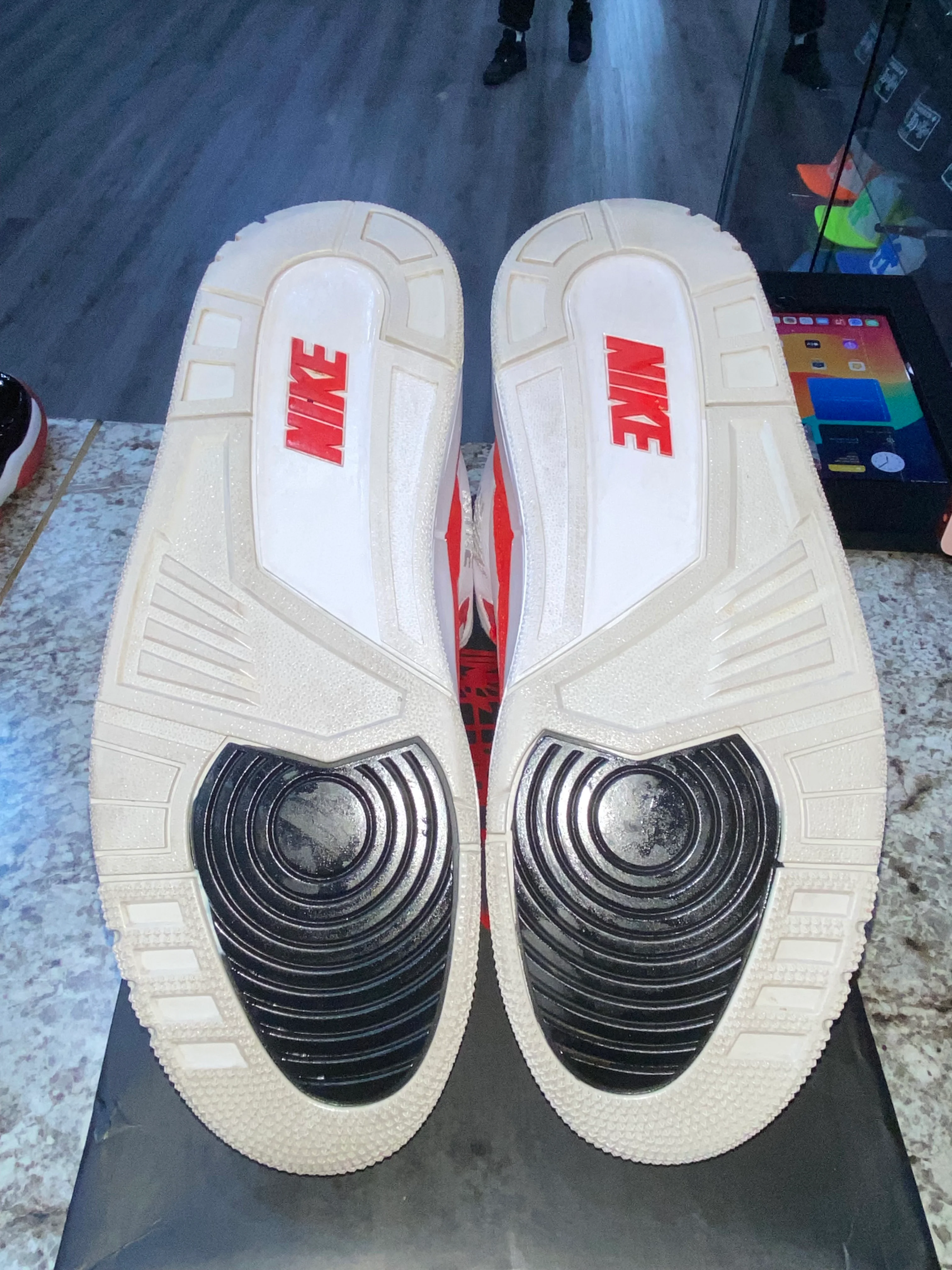 Jordan 3 Retro Tinker White University Red - Image 5