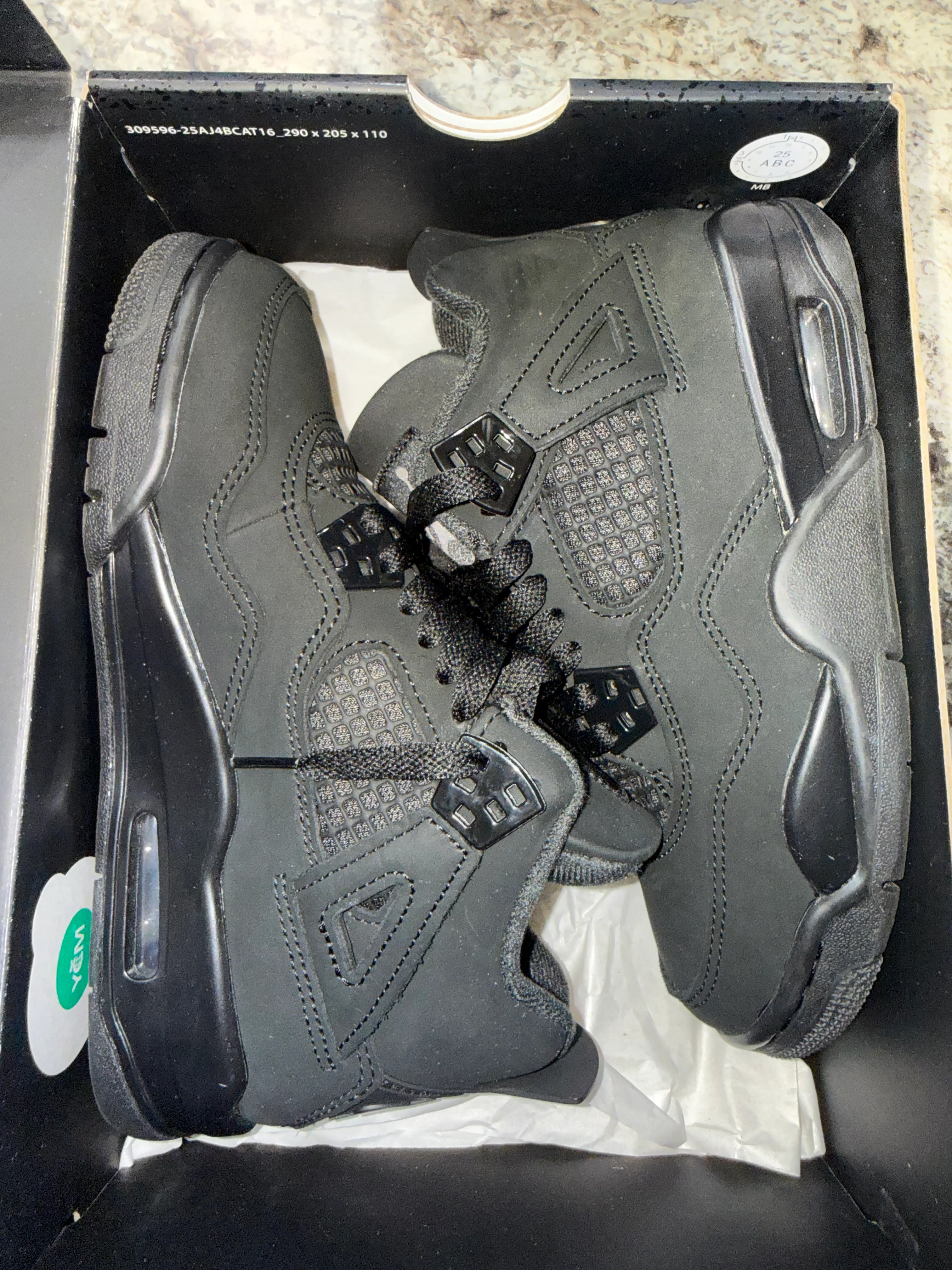 Jordan 4 Retro Black Cat (2025) (GS) - Image 6