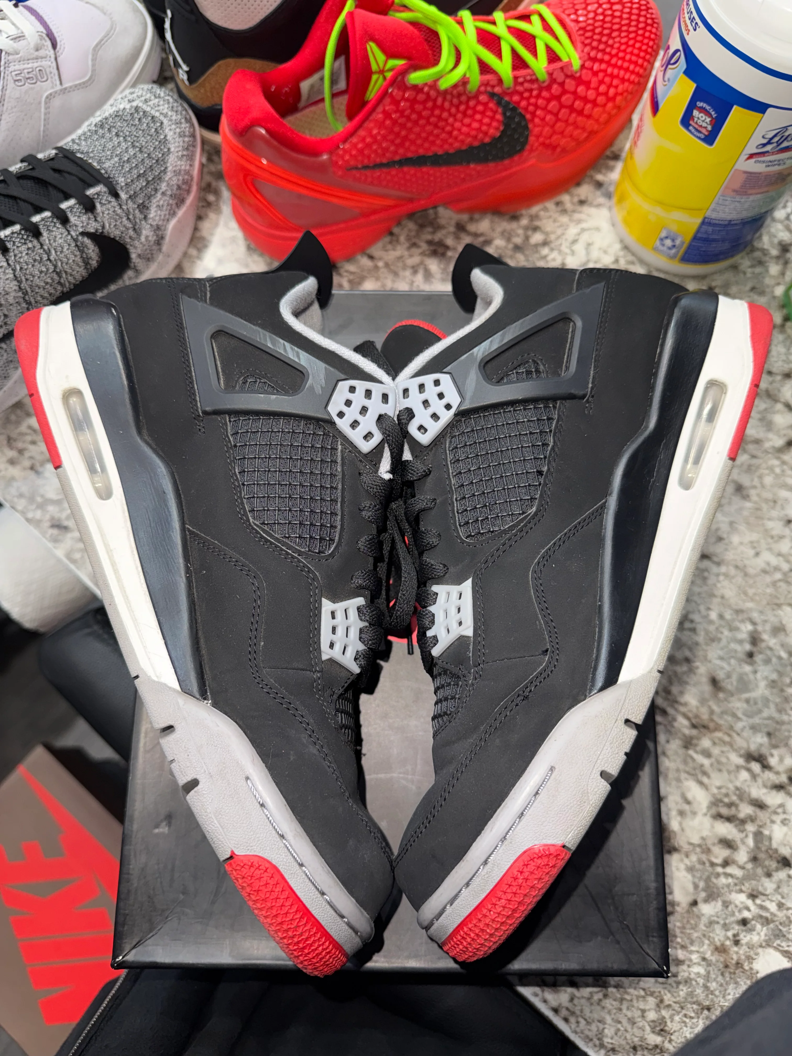 Jordan 4 Retro Bred (2019) - Image 3