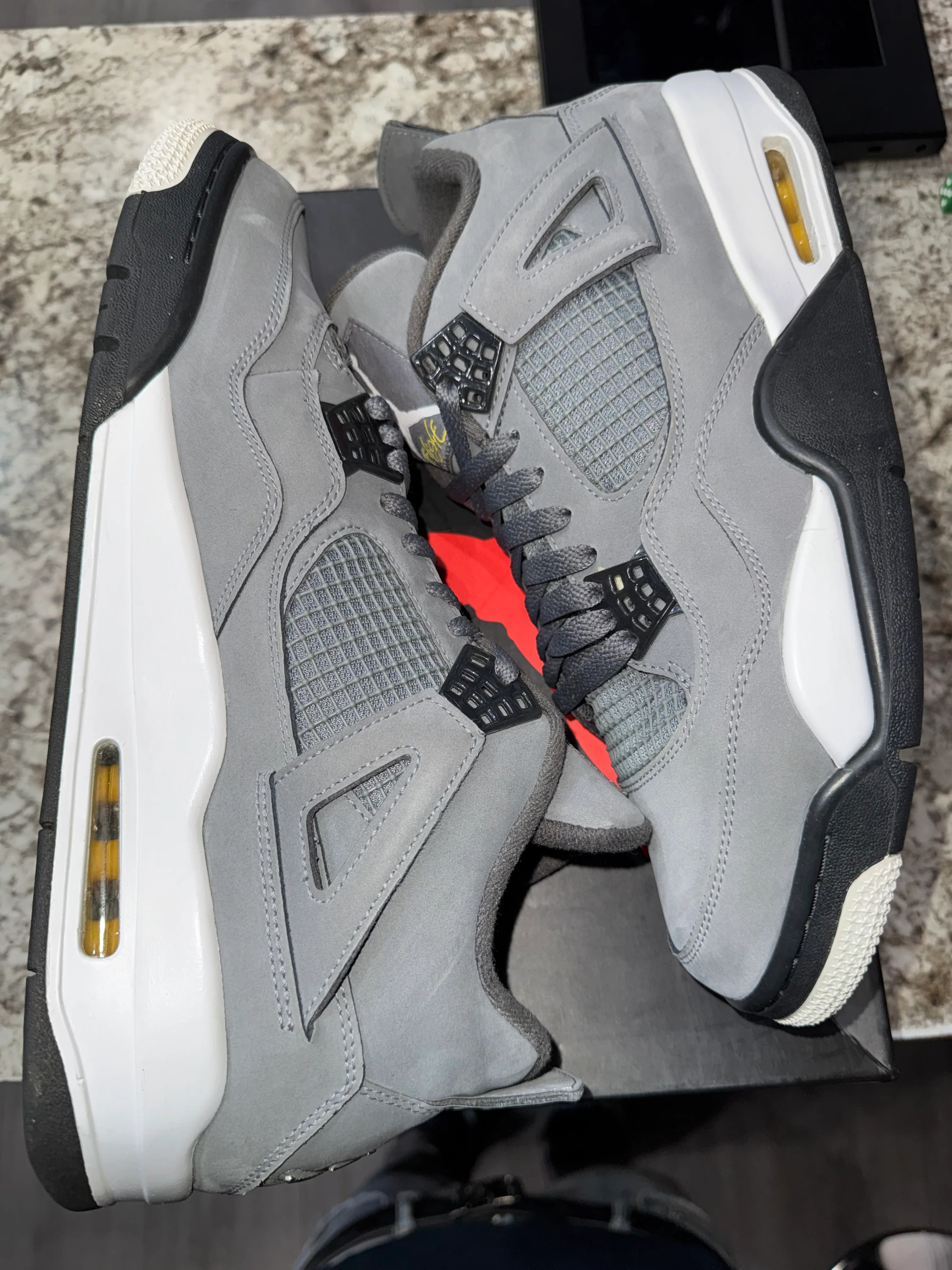 Jordan 4 Retro Cool Grey (2019) - Image 4