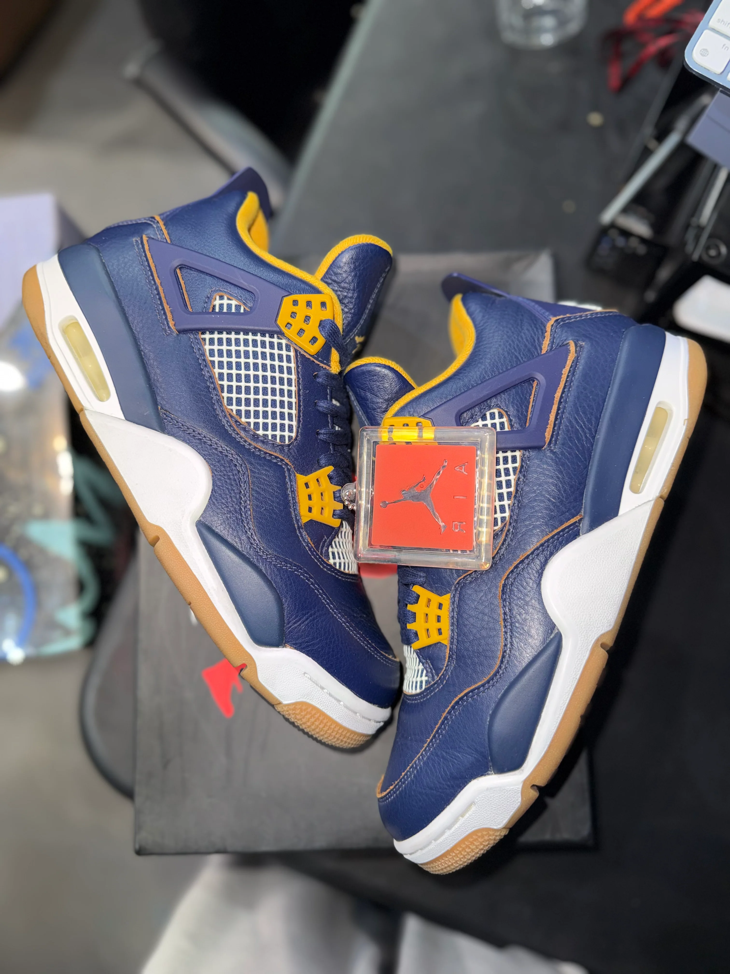 Jordan 4 Retro Dunk From Above - Image 3