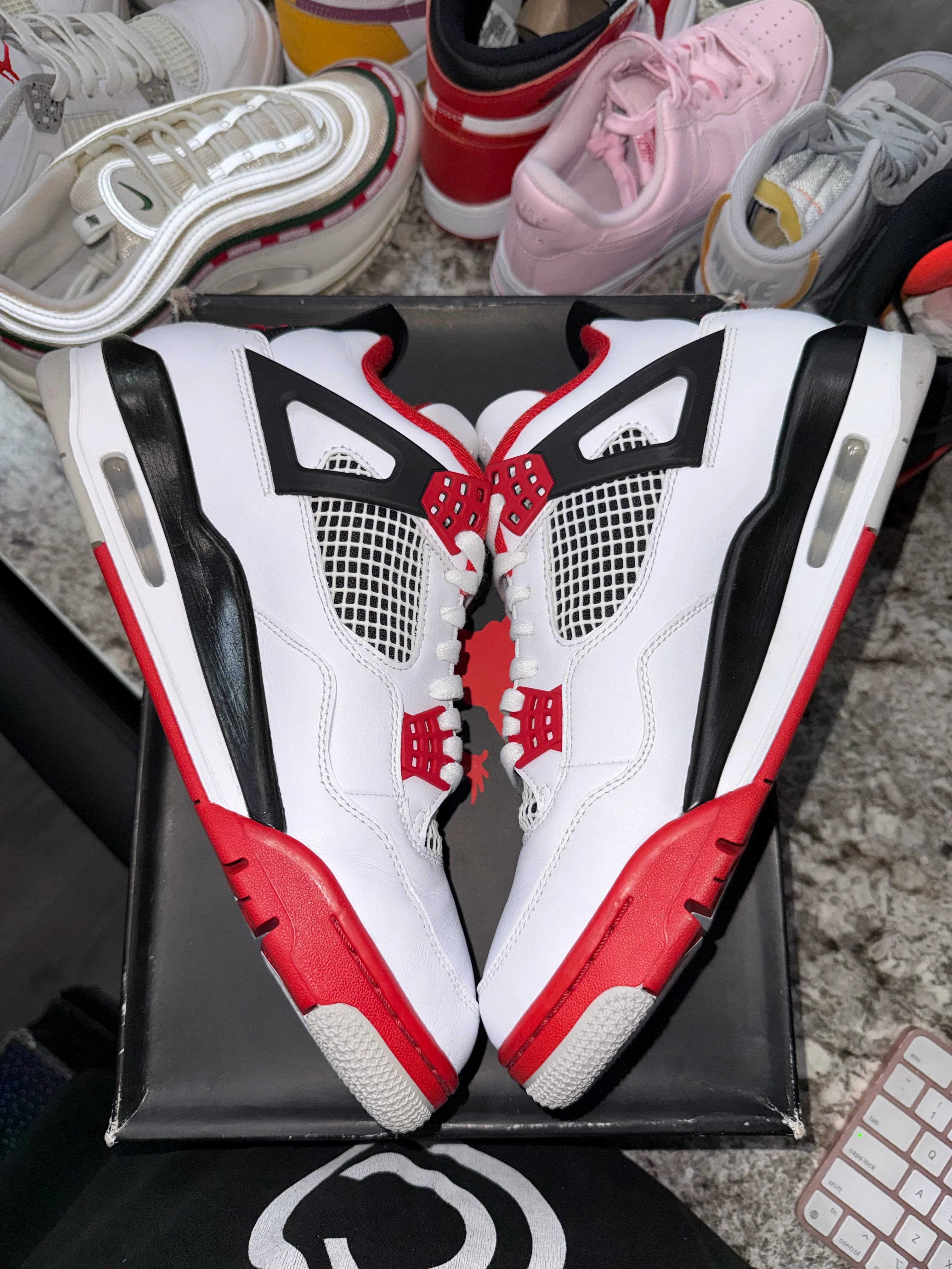 Jordan 4 Retro Fire Red (2020) - Image 4